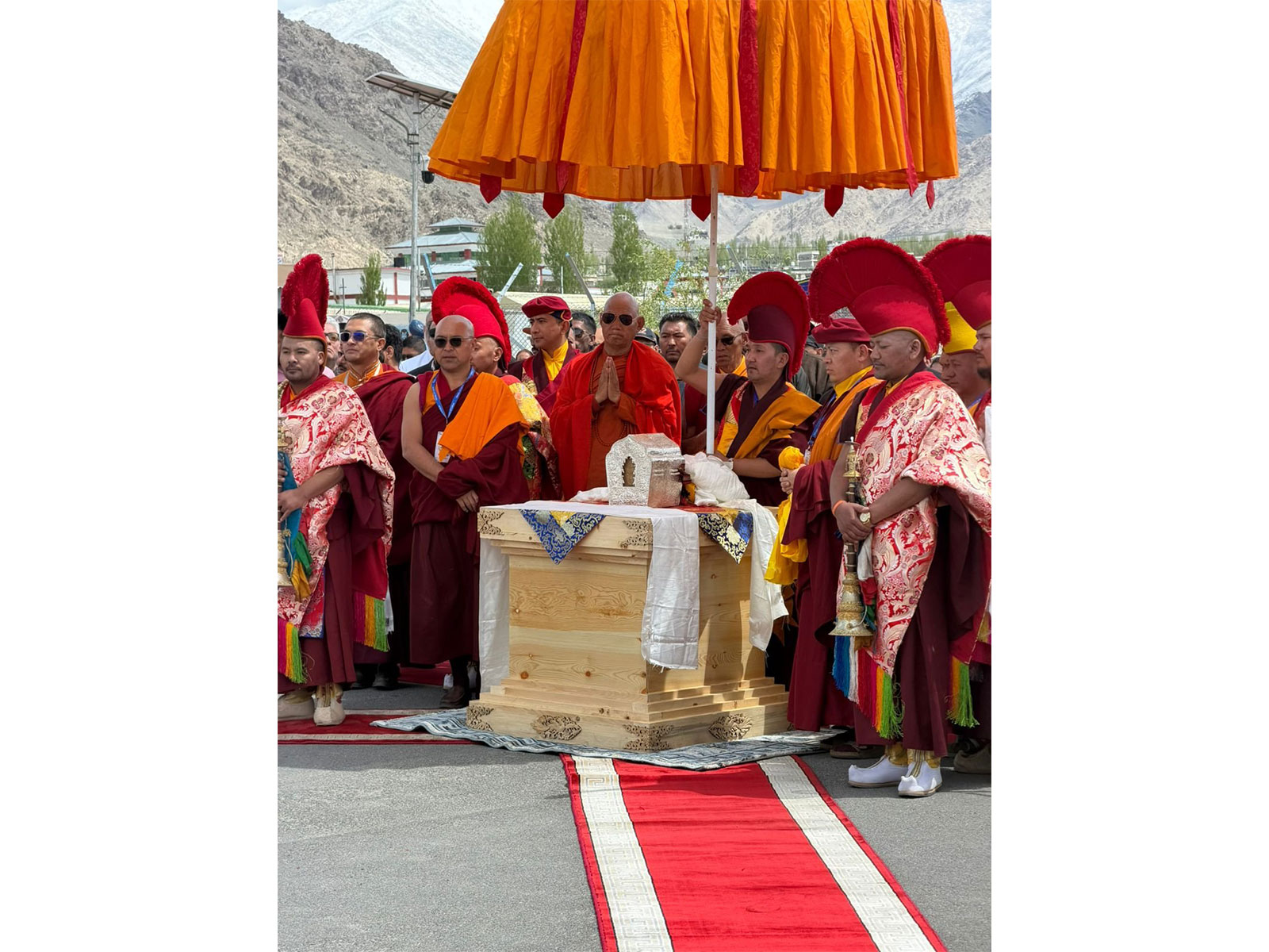 Sacred exposition of holy relics of Tathagata (Photo/@narendramodi)