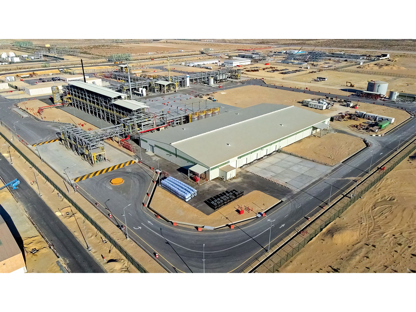 State-of-the-art chemical reaction and blending facility at Desert Rose, Sterling Multichem โ in Jubail, Saudi Arabia. State-of-the-art chemical reaction and blending facility at Desert Rose, Sterling Multichem โ in Jubail, Saudi Arabia.