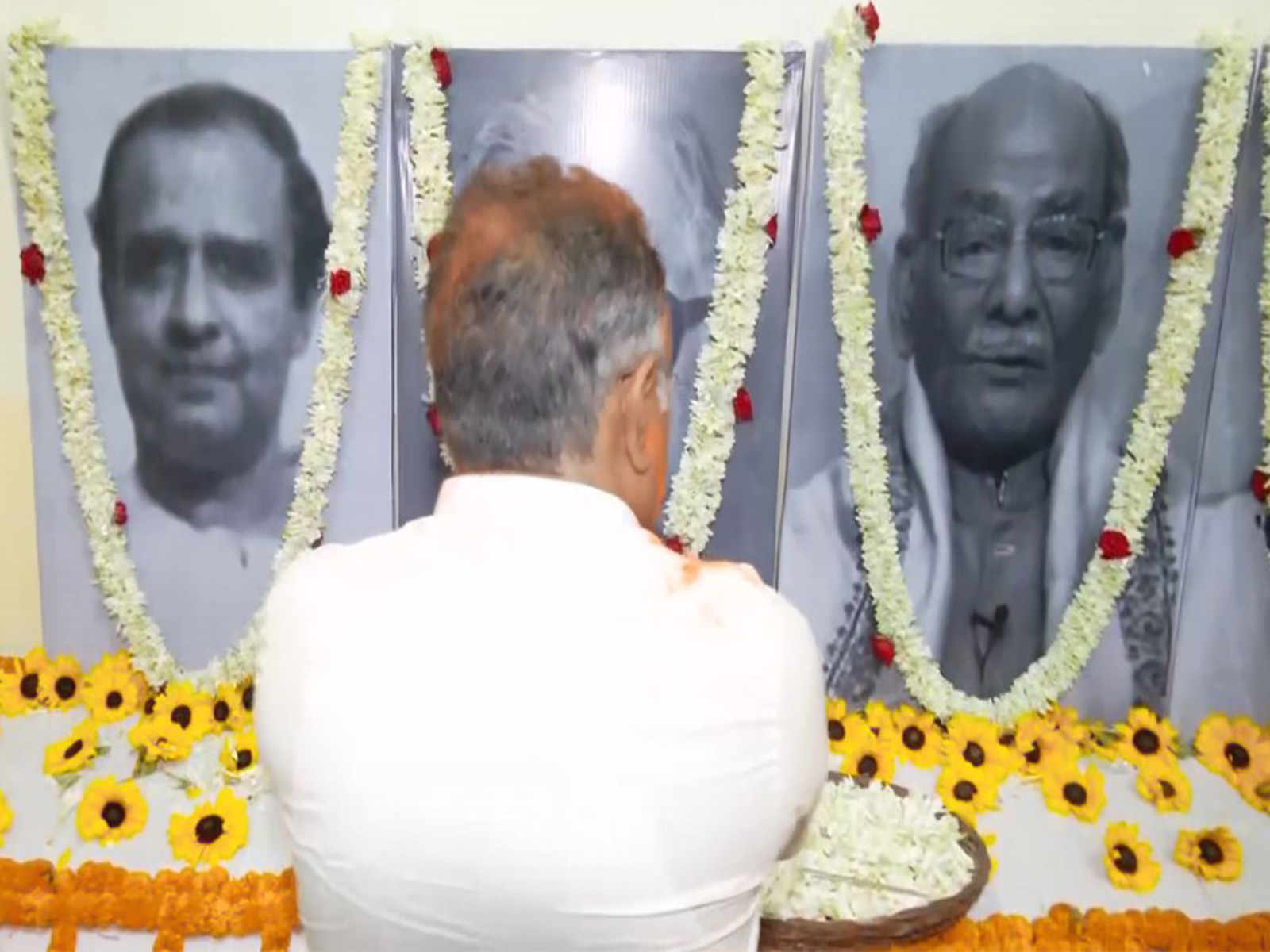 BJP leaders pay tribute to Bharatiya Jan Sangh leaders (Photo/ANI) 