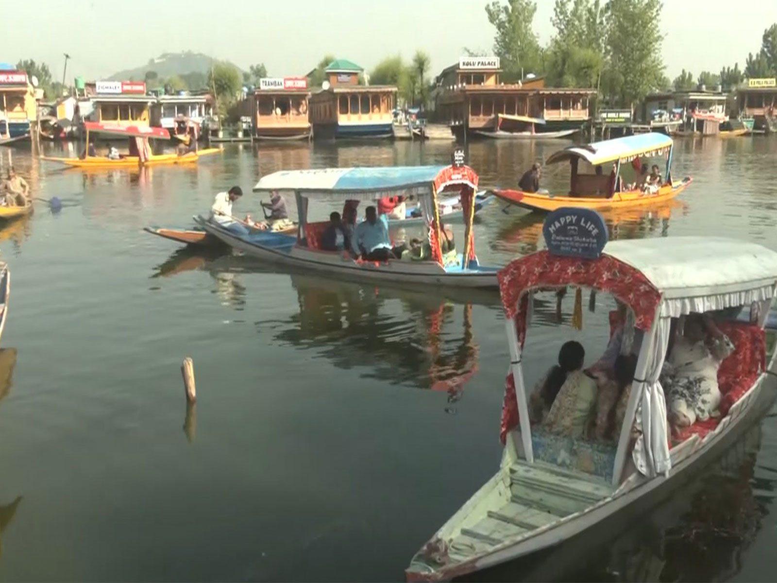 Shikara ride on Srinagar’s Dal Lake (Photo/ANI)