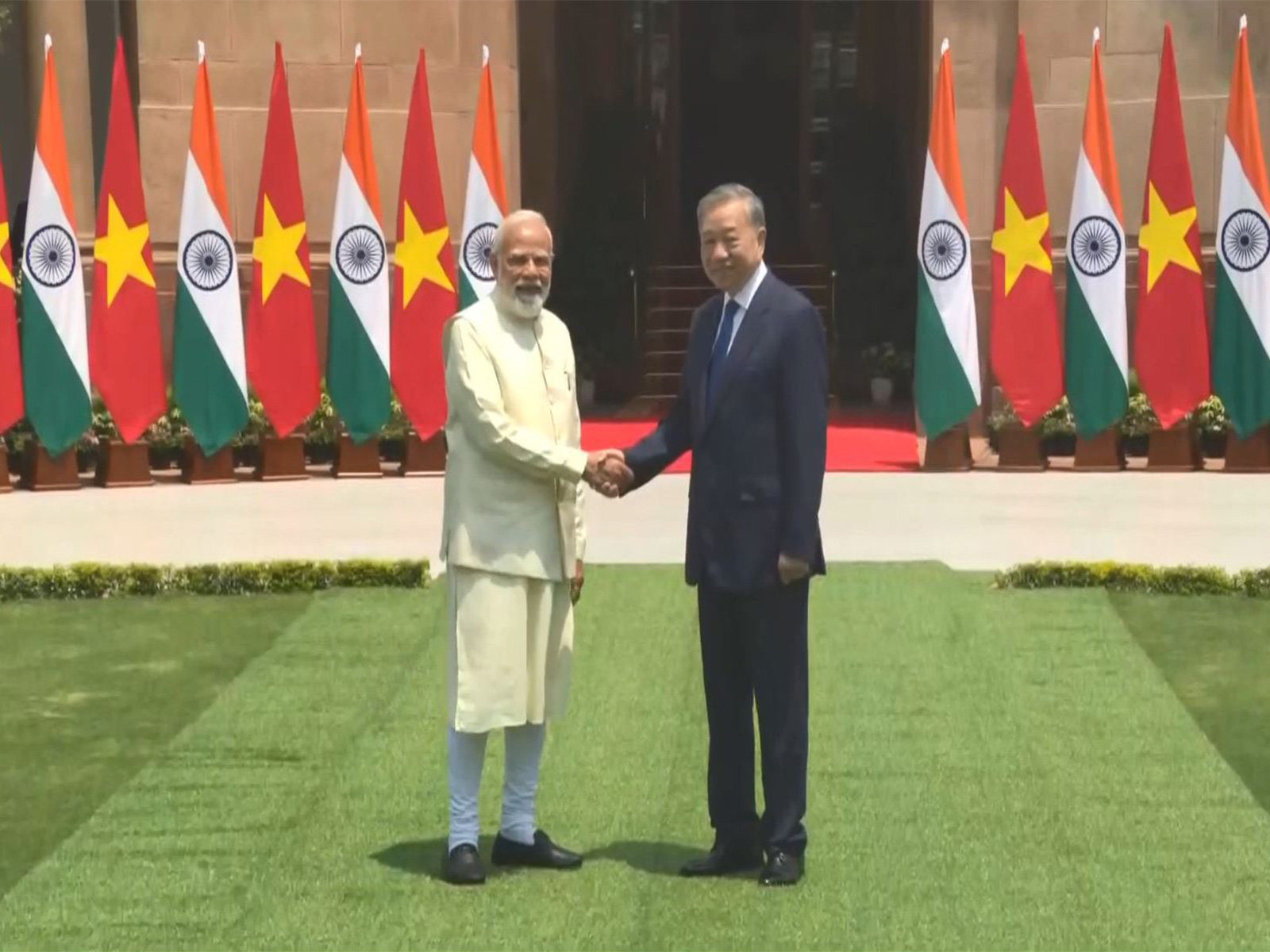 Prime Minister Narendra Modi meets Vietnamese President To Lam at Hyderabad House in New Delhi. (Photo/ANI) Prime Minister Narendra Modi meets Vietnamese President To Lam at Hyderabad House in New Delhi. (Photo/ANI)