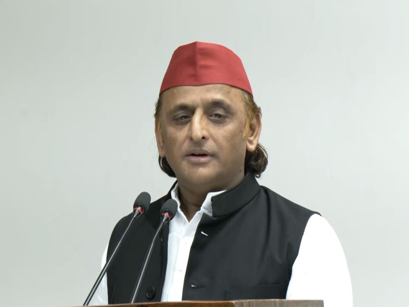 Samajwadi Party chief Akhilesh Yadav (File Photo/ANI) Samajwadi Party chief Akhilesh Yadav (File Photo/ANI)