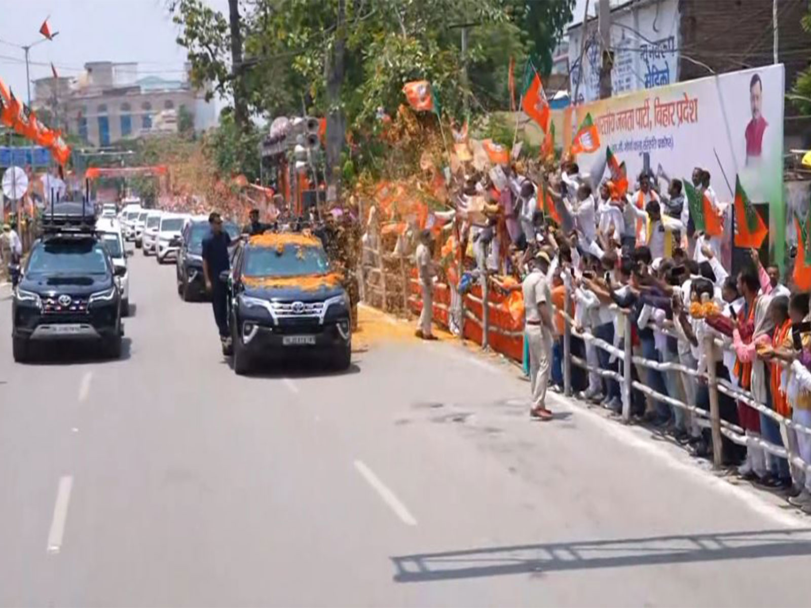 PM Modi holds roadshow in Patna (Photo/ANI)