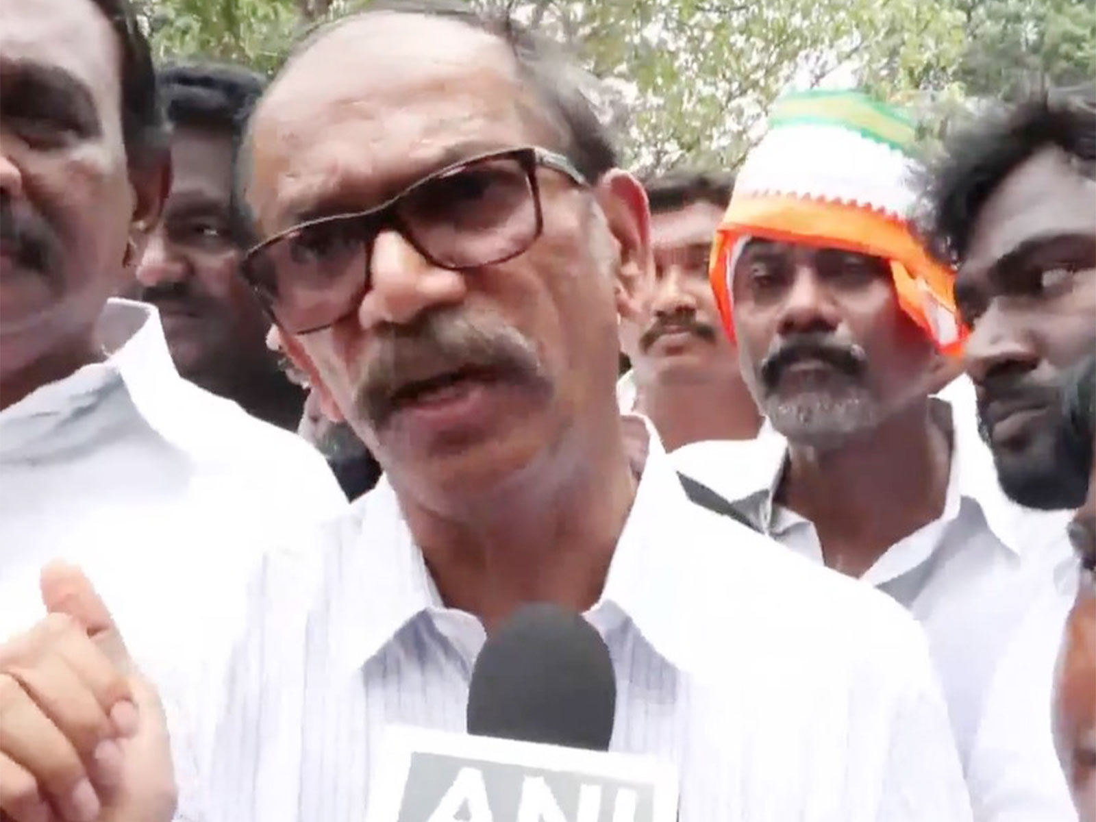 Congress leader Girish Chodankar (Photo/ANI) Congress leader Girish Chodankar (Photo/ANI)
