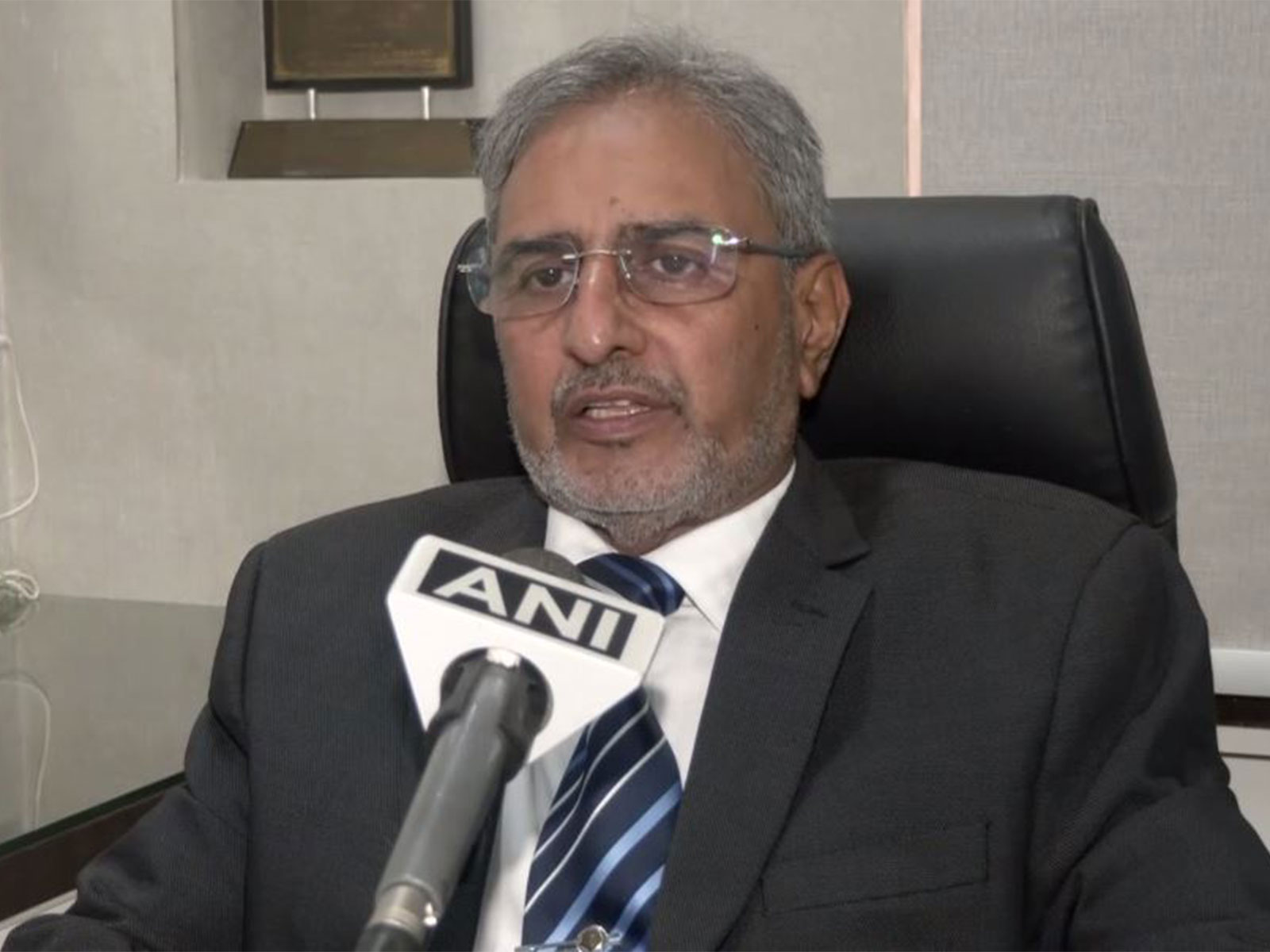 Chairman and MD of Unison Medicare Ishwar Gilada (Photo/ANI)