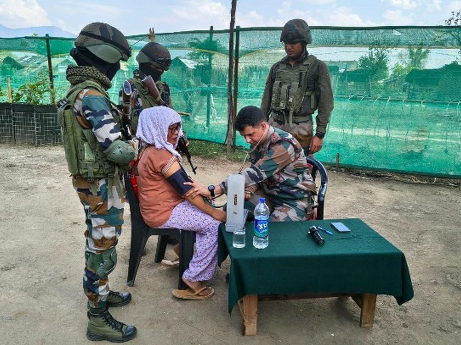 Abducted women rescued by Assam Rifles (Photo/Defence PRO Guwahati)