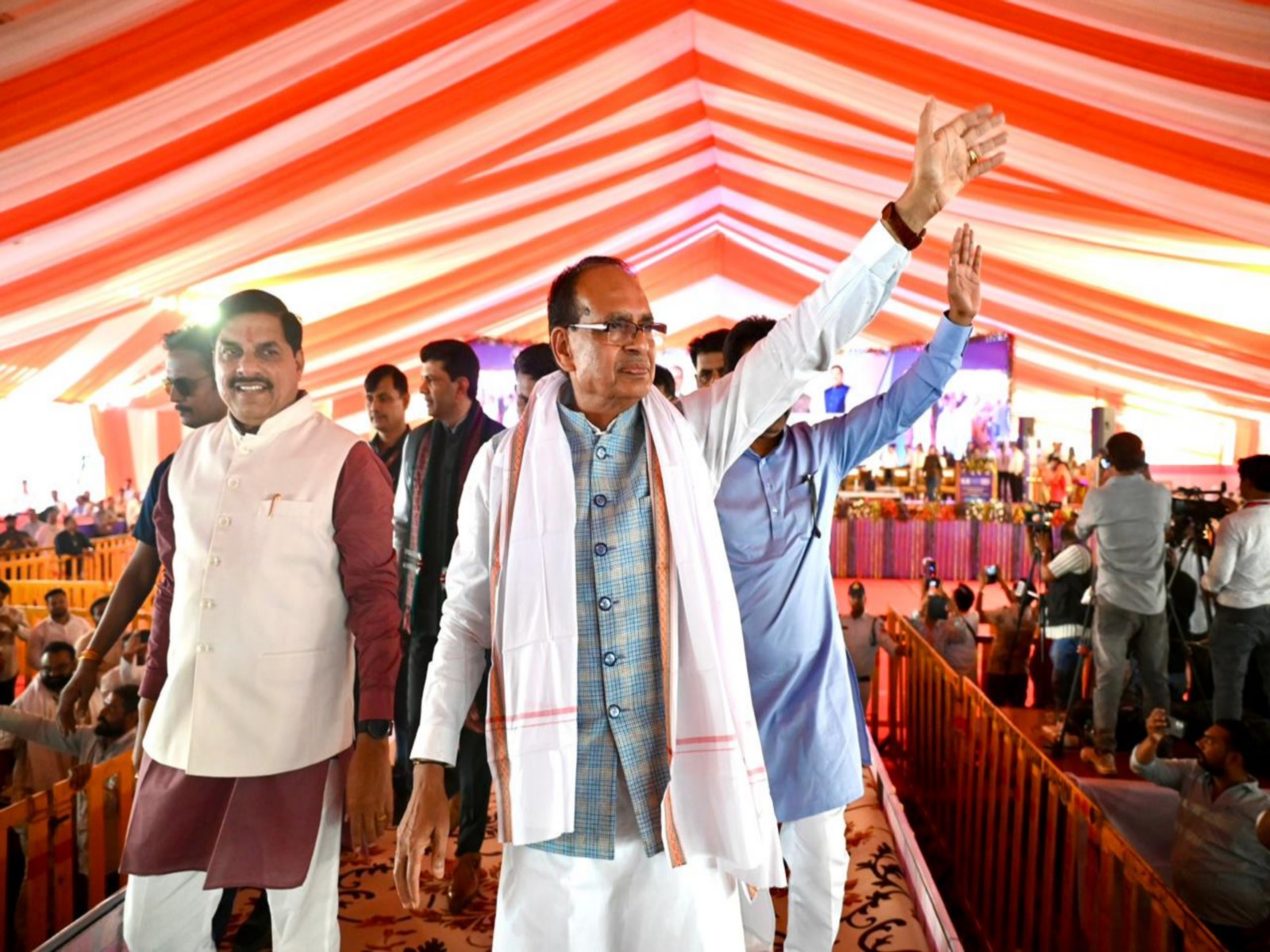 Union Agriculture and Farmers Welfare and Rural Development Minister Shivraj Singh Chouhan and Madhya Pradesh Chief Minister Mohan Yadav at the event (Photo/ANI) Union Agriculture and Farmers Welfare and Rural Development Minister Shivraj Singh Chouhan and Madhya Pradesh Chief Minister Mohan Yadav at the event (Photo/ANI)