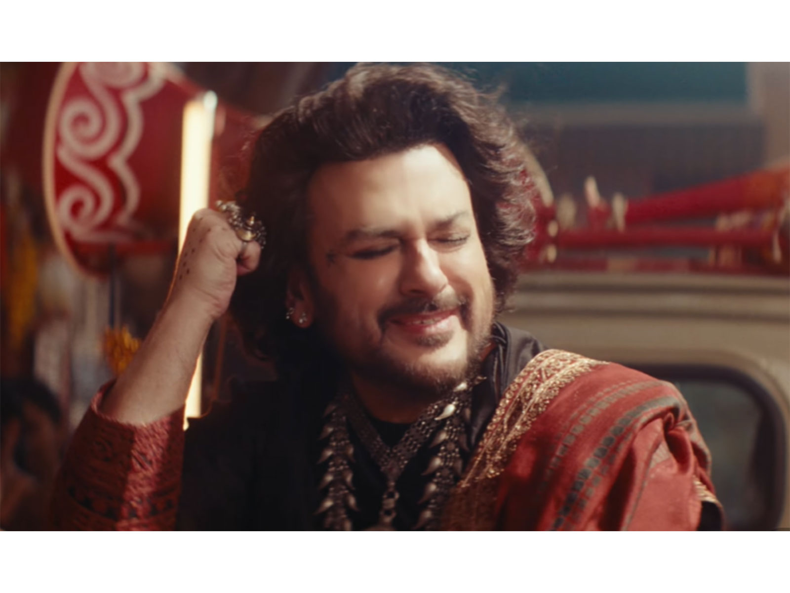 Adnan Sami’s ultimate vibrant, infectious new single ‘LIPSTICK’ out now