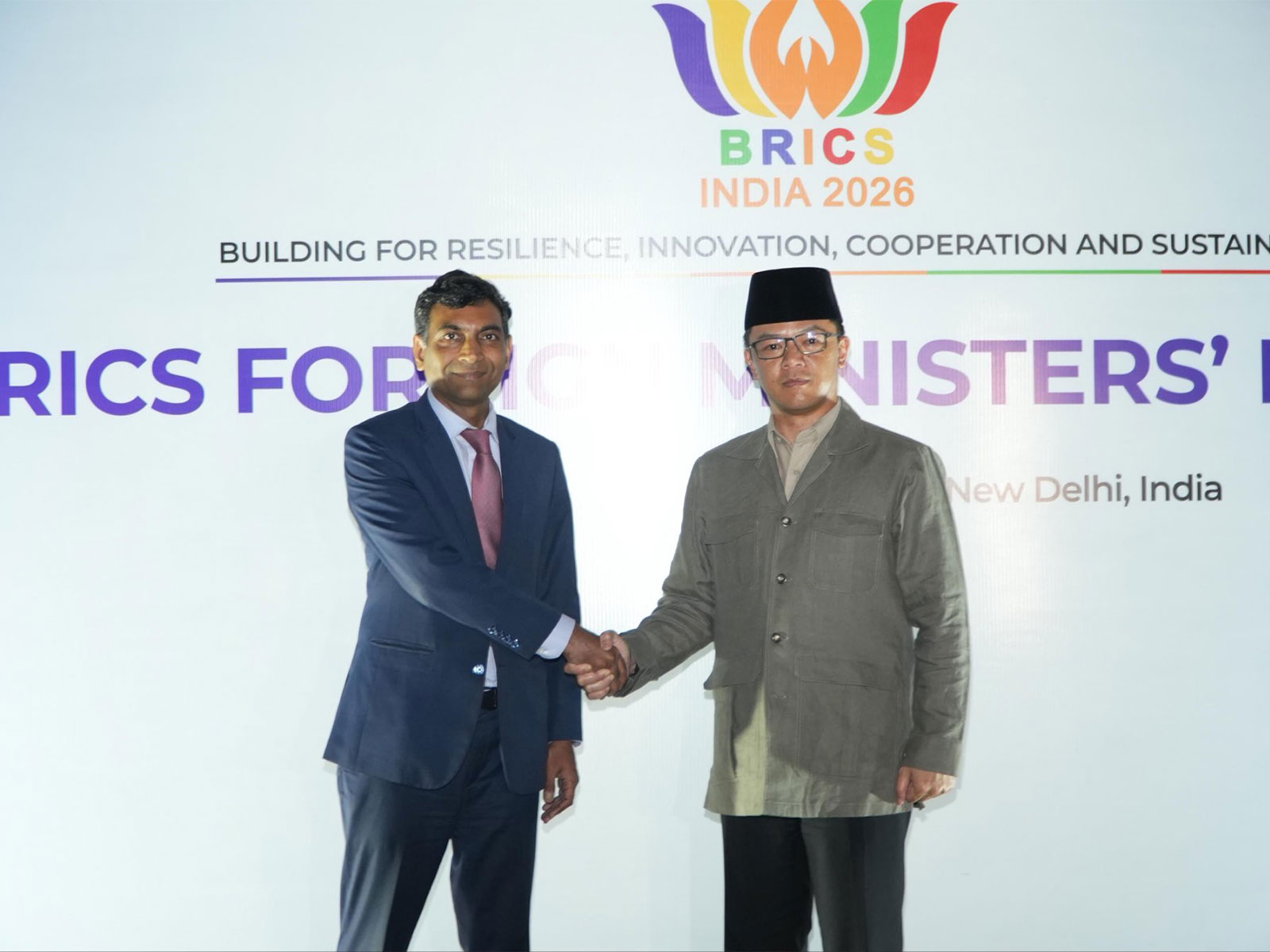 Indonesian FM Sugiono arrives in India for BRICS Foreign Ministers’ Meeting (Photo/@MEAIndia)