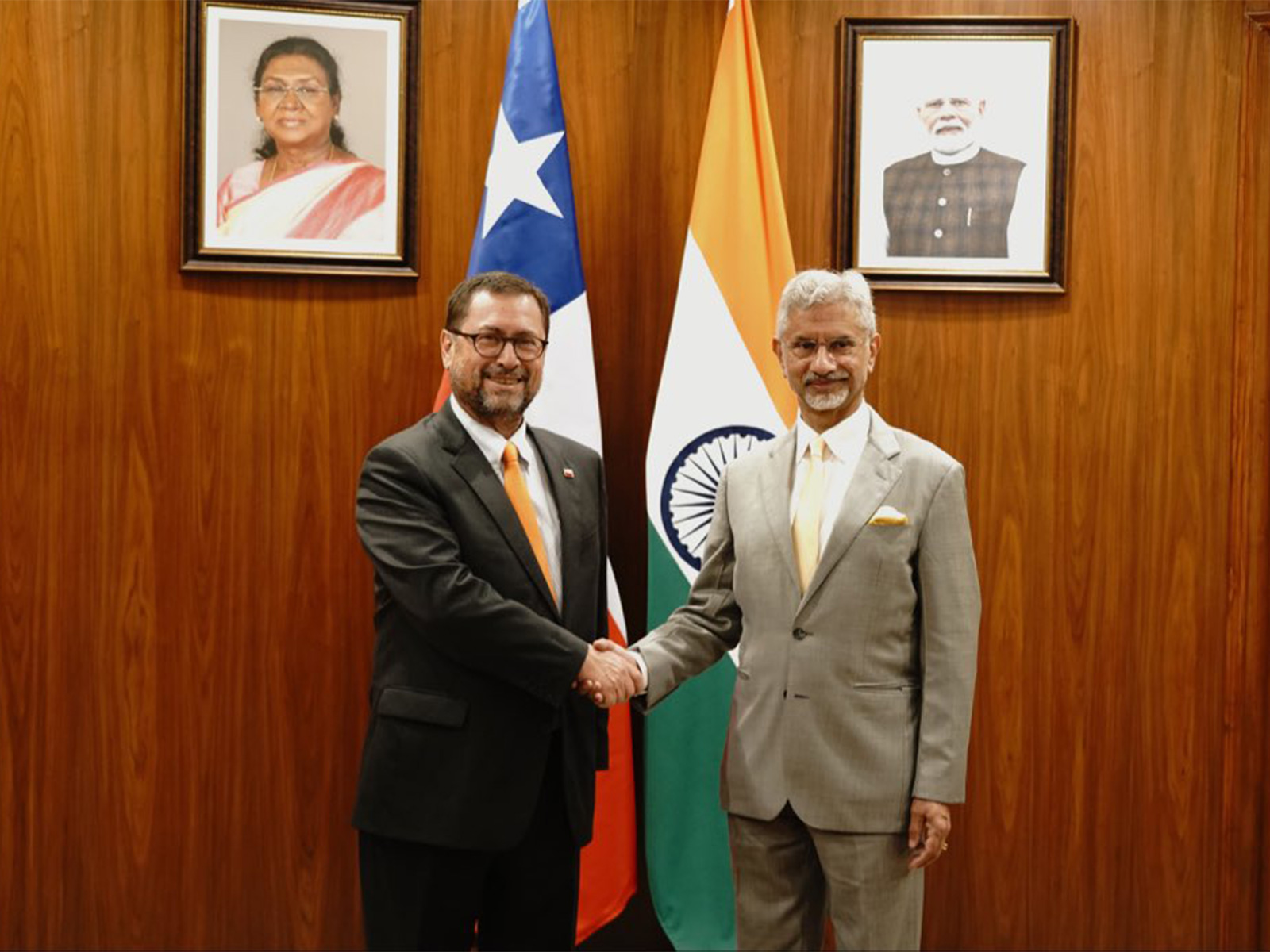 EAM Jaishankar meets Chilean FM Francisco Pérez Mackenna, New Delhi (Photo/X/@DrSJaishankar)