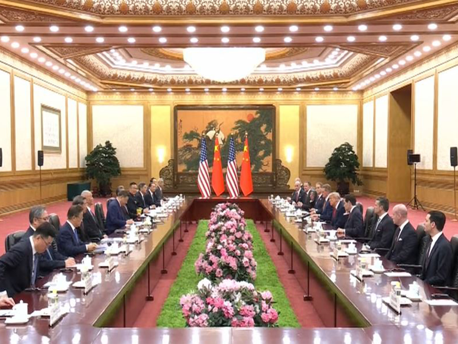 US President Trump participates in bilateral meeting with Chinese President Xi Jinping (Photo/X@WhiteHouseYoutube)