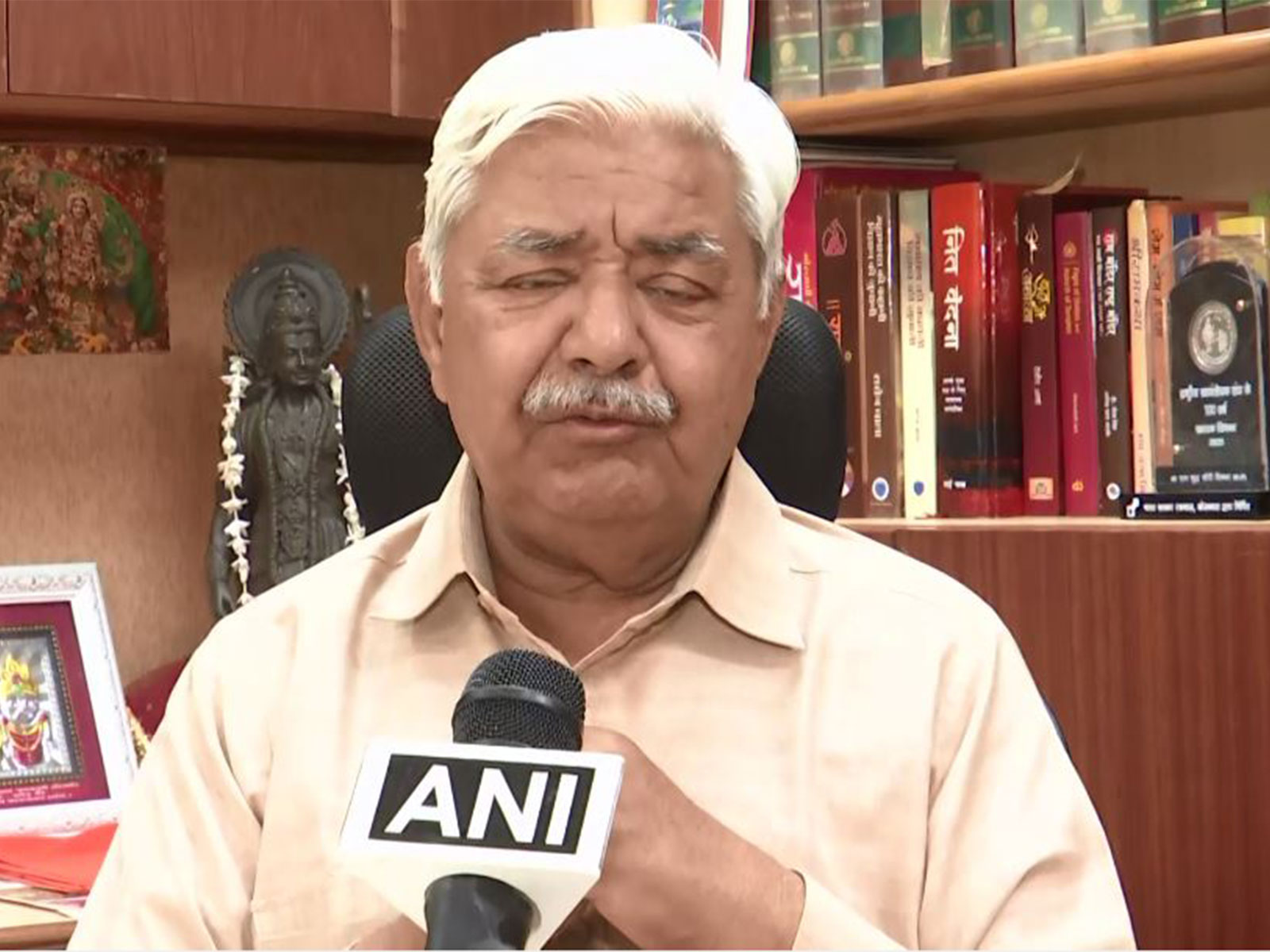 Vishwa Hindu Parishad's International President Alok Kumar (Photo/ANI)