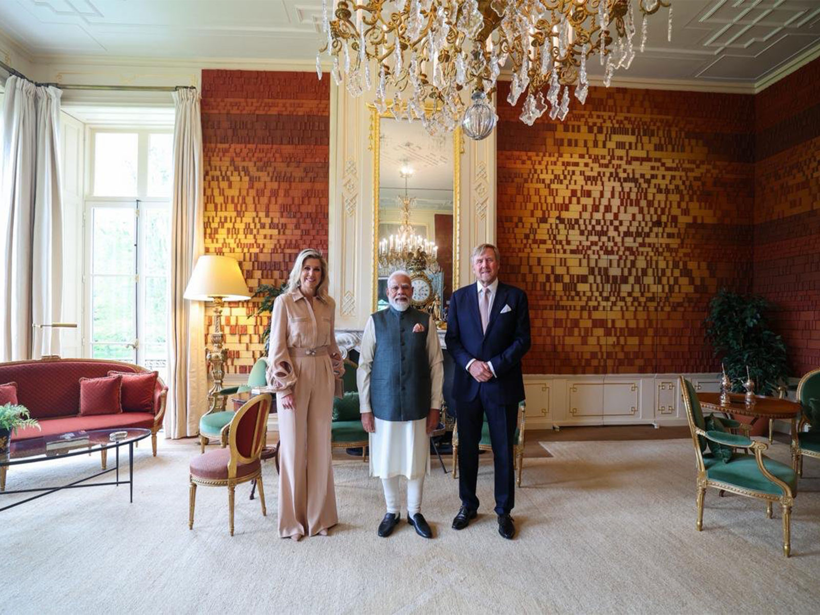 PM Modi with King Willem-Alexander and Queen Máxima  (Photo: X@narendramodi)