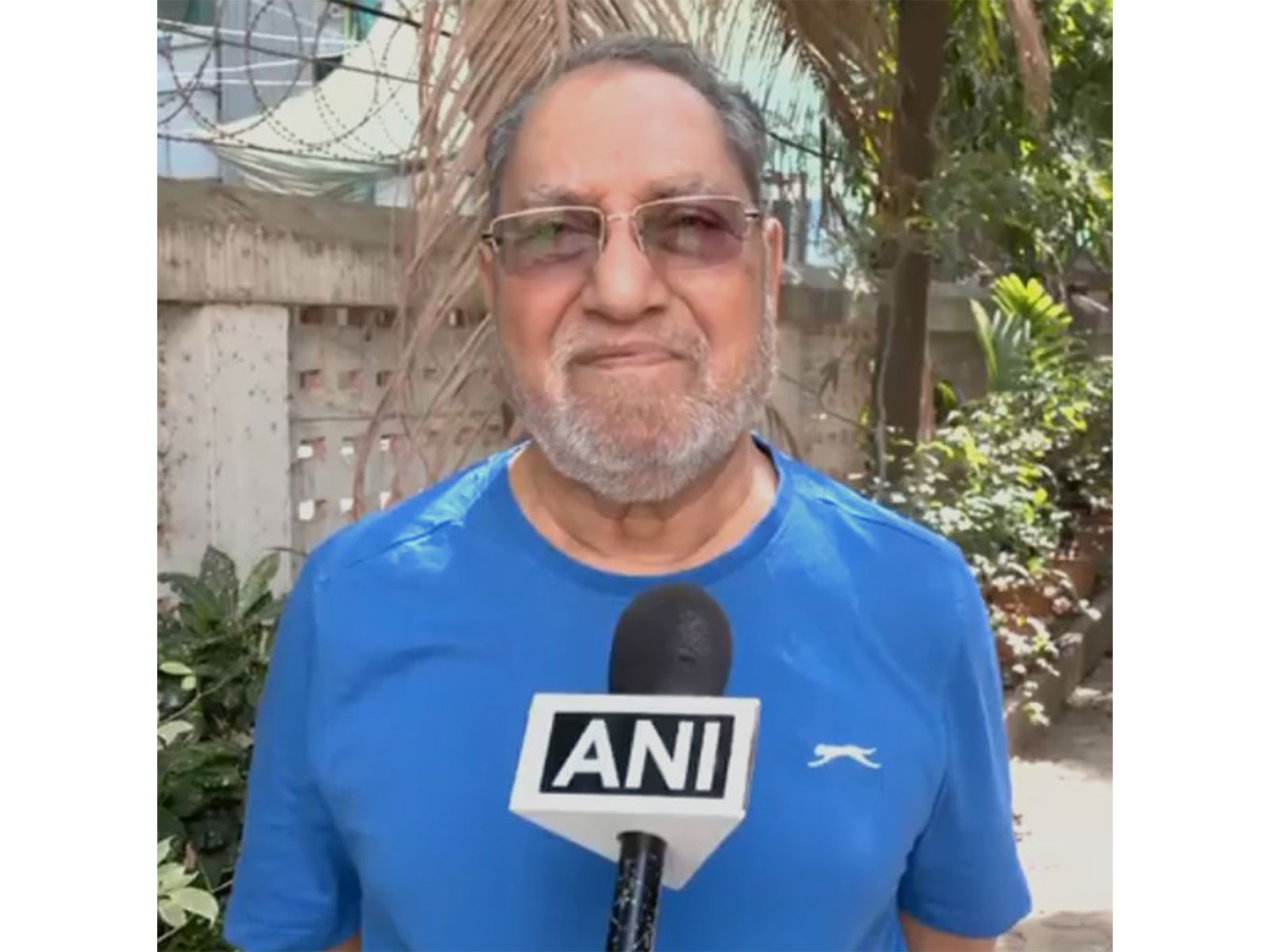 Congress leader Hussain Dalwai (Photo/ANI)