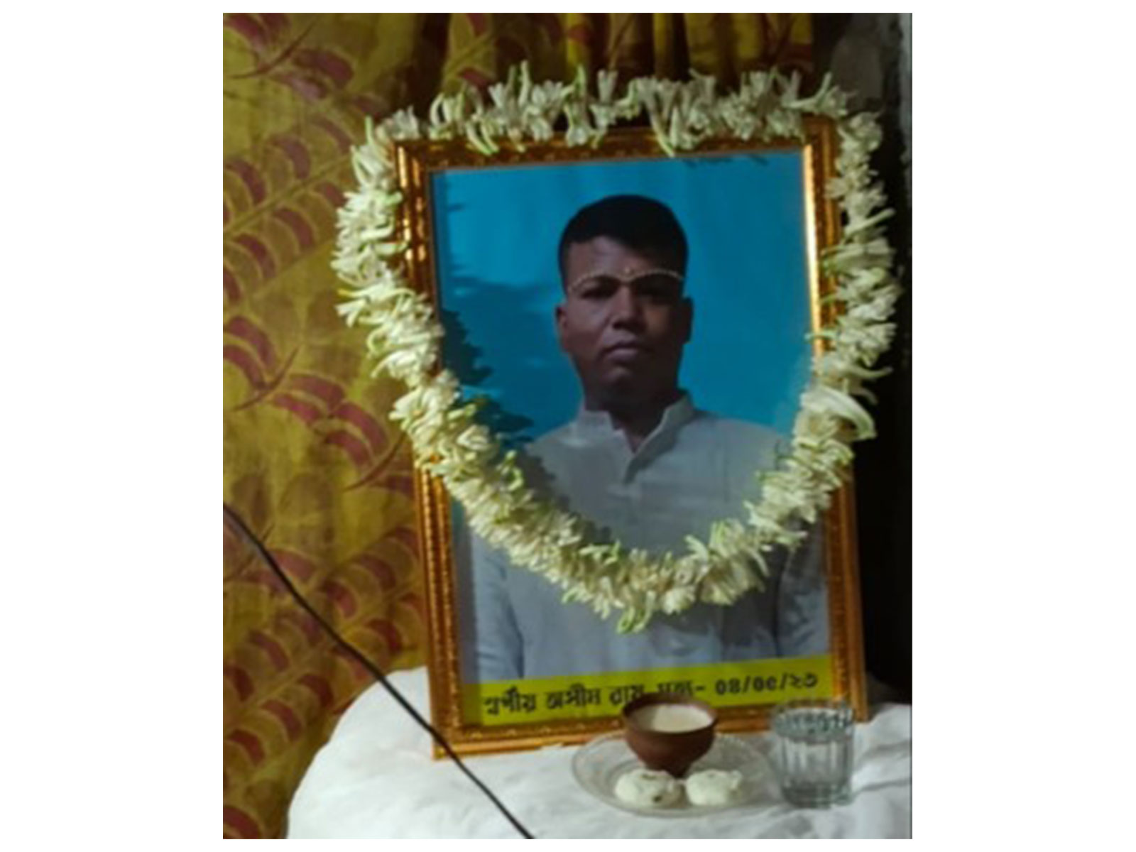 TMC worker Asim Roy (Photo/x/@AITCofficial) TMC worker Asim Roy (Photo/x/@AITCofficial)