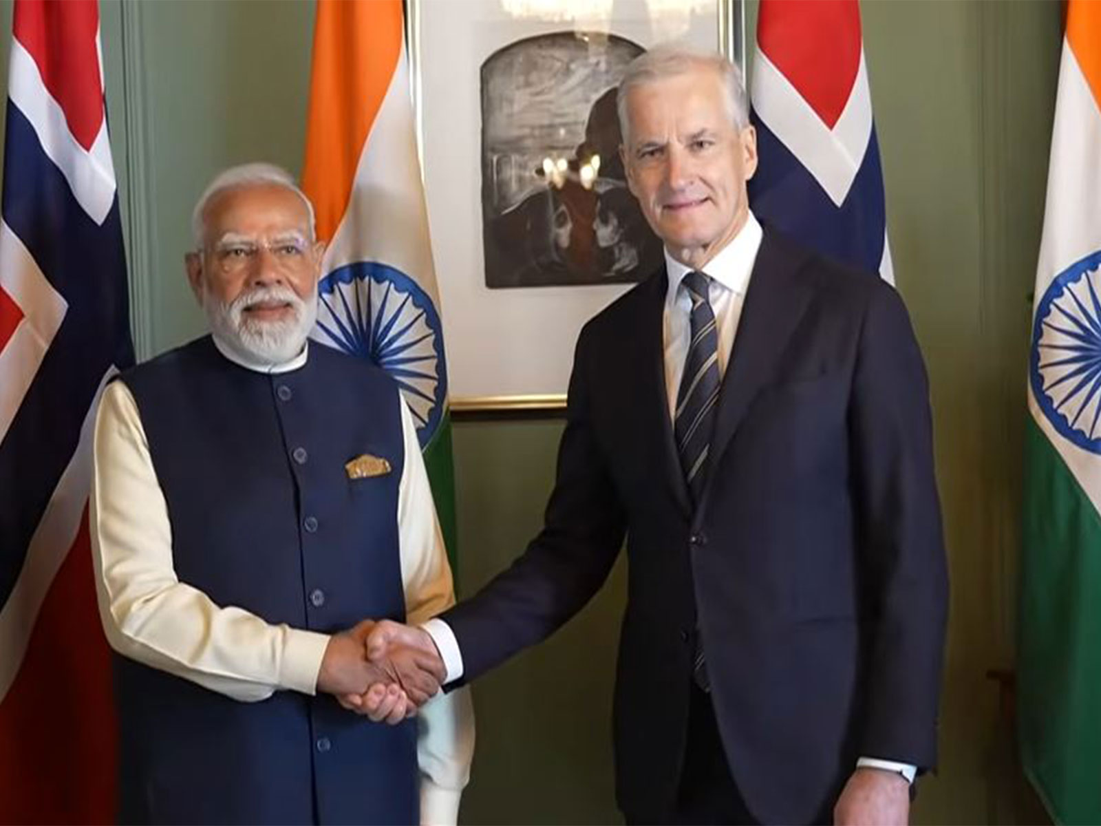 PM Modi holds bilateral meeting with Norway PM Støre (Photo/NarendraModiYoutube)