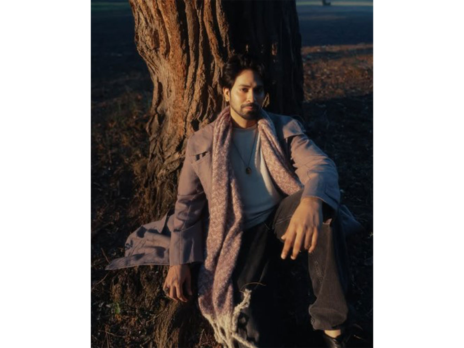 “It’s 2026 for f**k’s sake”: Indian influencer Ankush Bahugana faces homophobic abuse on London streets over pink suit