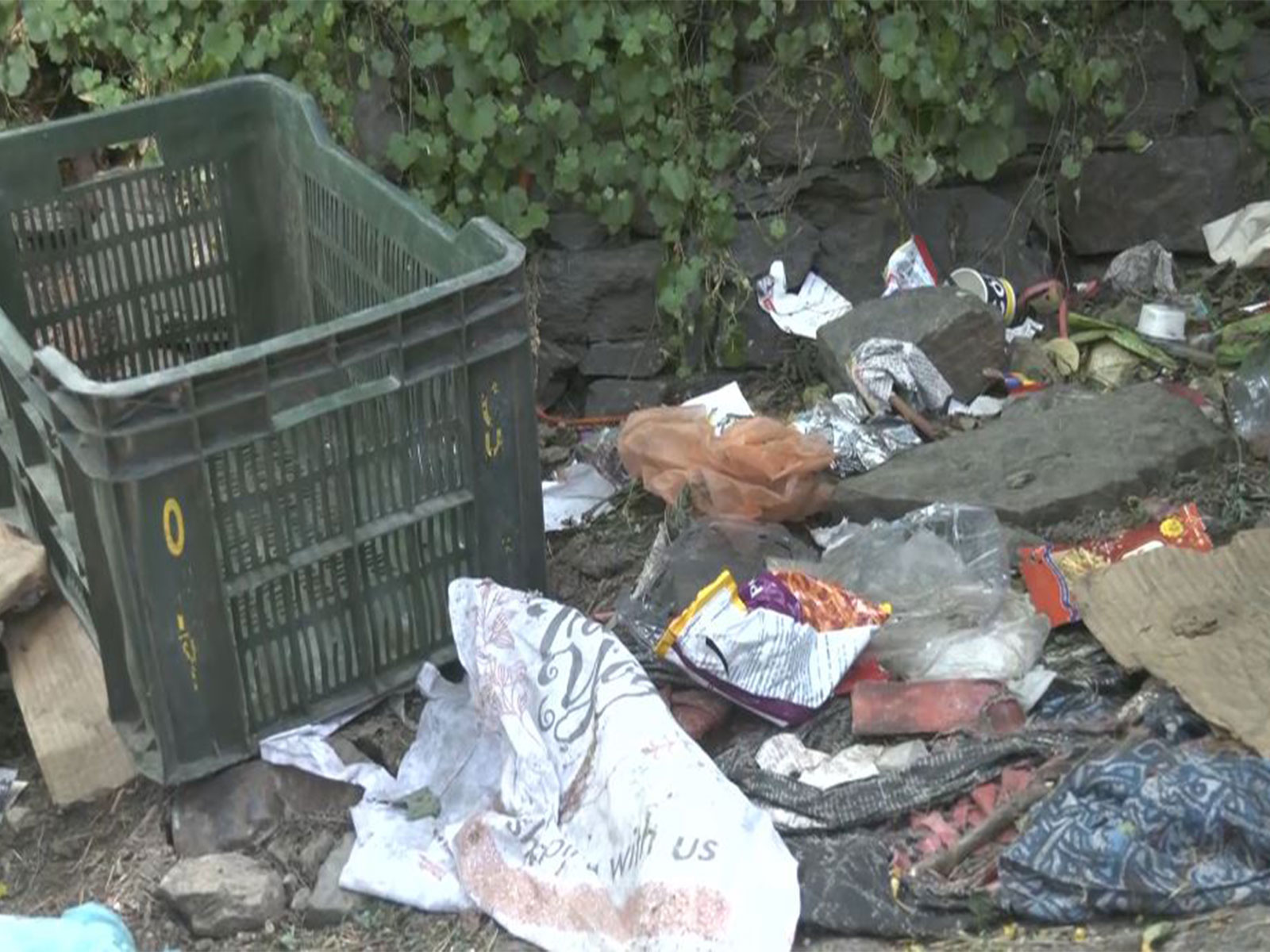 Garbage piles up in Shimla amid peak tourist season as SEHB sanitation workers’ strike enters fifth day (Photo/ANI)