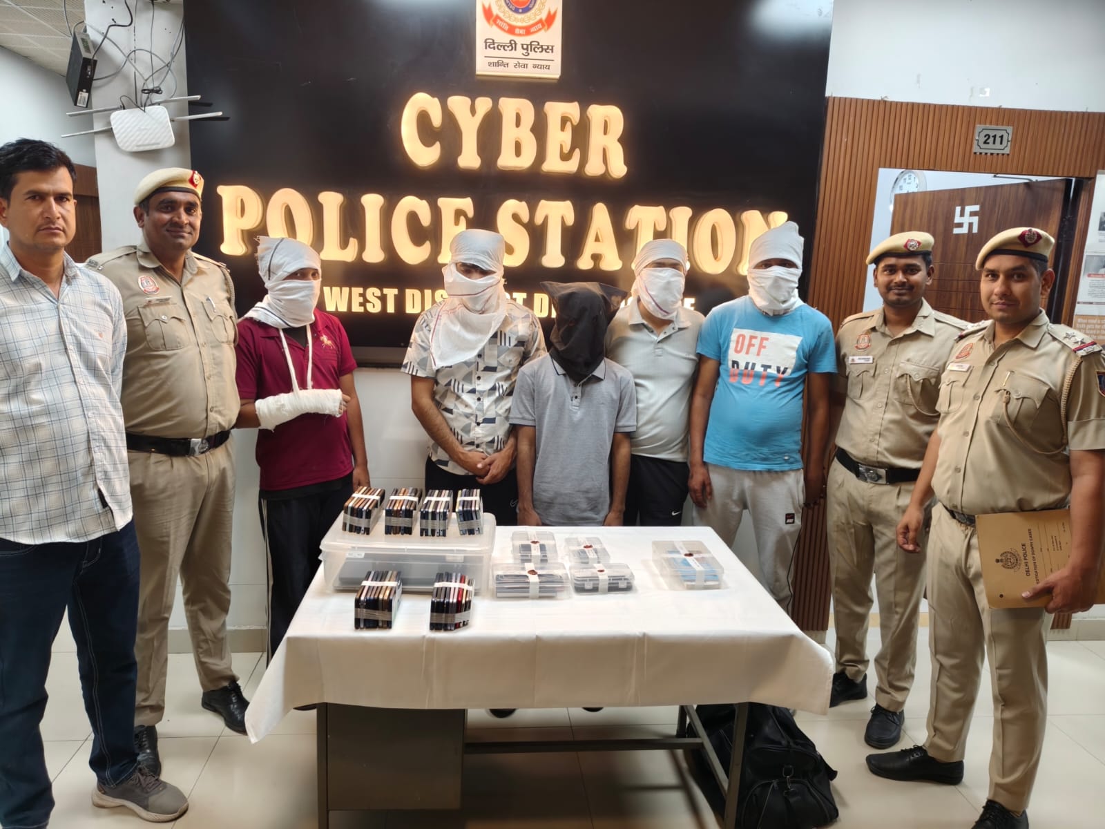 West district cyber team busts ₹40 crore fraud network, 35 accused arrested (Photo/ANI) West district cyber team busts ₹40 crore fraud network, 35 accused arrested (Photo/ANI)
