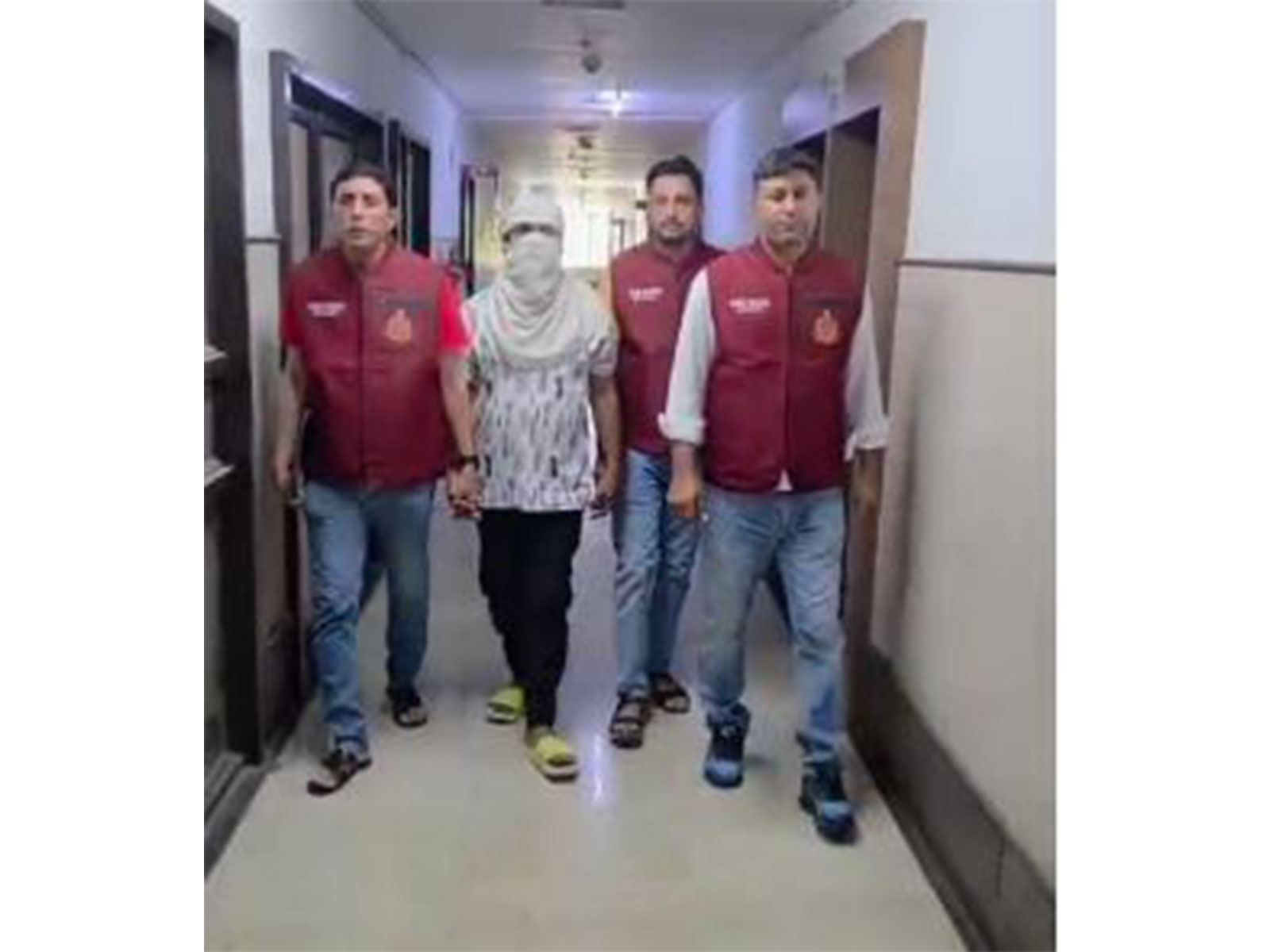 Delhi Police crime branch arrests history-sheeter (Photo/ANI)