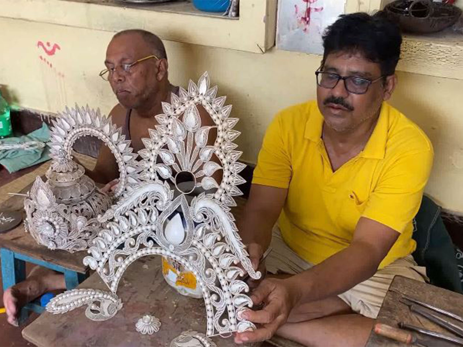 Silver filigree artisans suffering impact of rising silver prices and increased import duty (Photo/ANI)