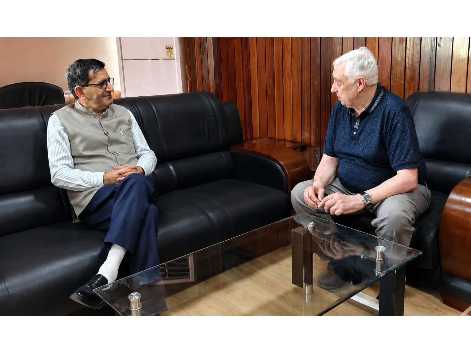 CSIR-IIIM Jammu teams up with French scientist Prof Mignani, a renowned French scientist, for drug discovery (Photo/CSIR-IIIM Jammu)