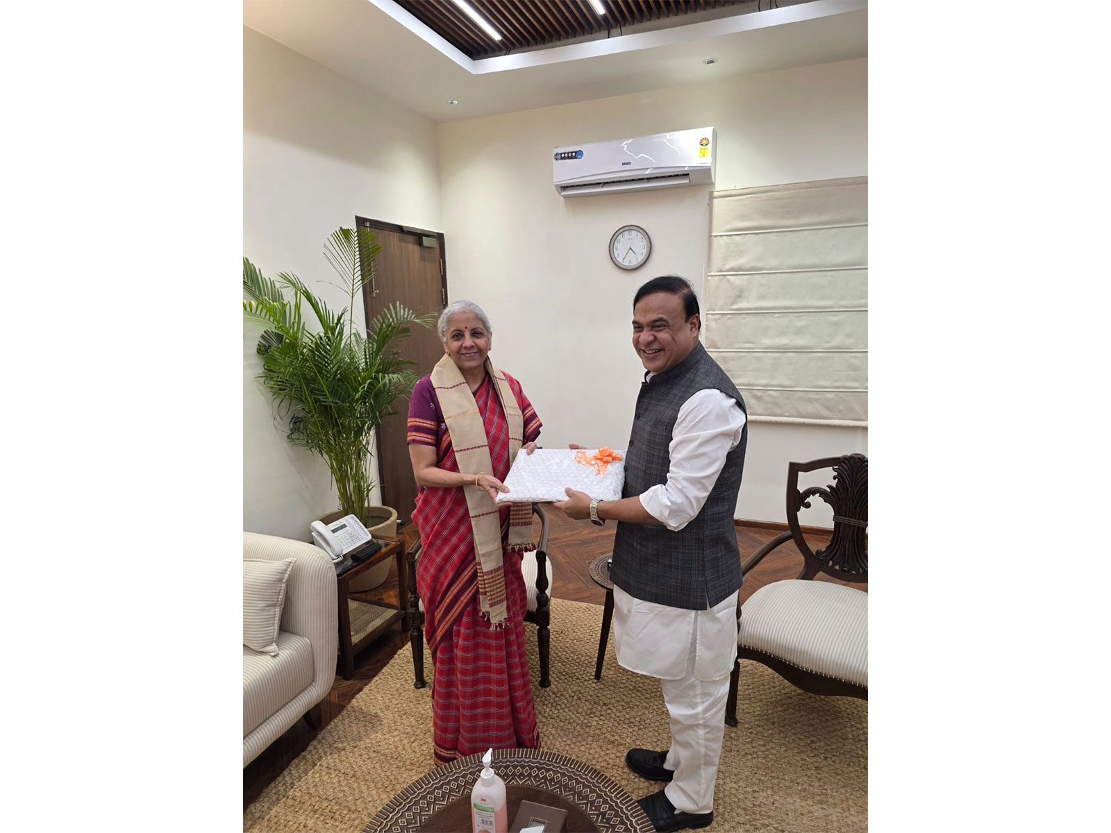 Assam Chief Minister Himanta Biswa Sarma on Saturday met Finance Minister Nirmala Sitharaman in New Delhi (Photo/X@himantabiswa ) Assam Chief Minister Himanta Biswa Sarma on Saturday met Finance Minister Nirmala Sitharaman in New Delhi (Photo/X@himantabiswa )