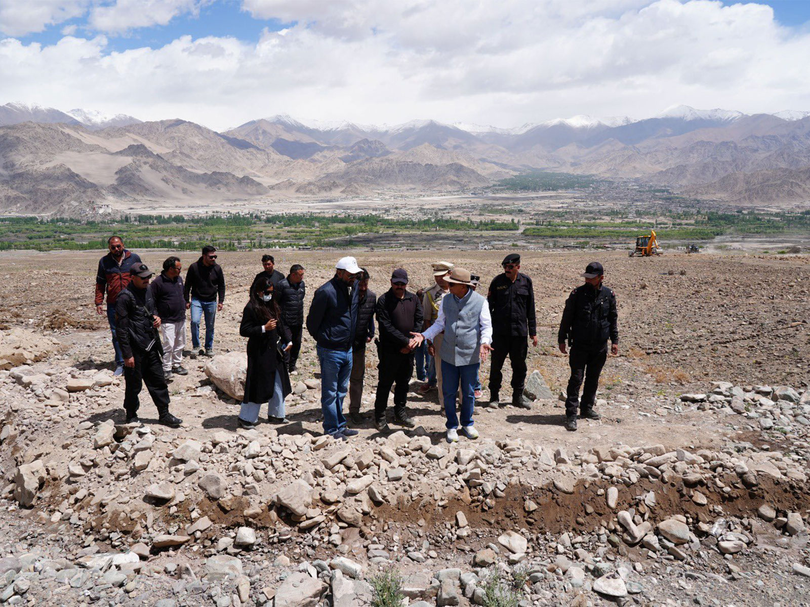 Launch of ambitious ecological and degraded land restoration drive in Ladakh (Photo/X/@lg_ladakh)