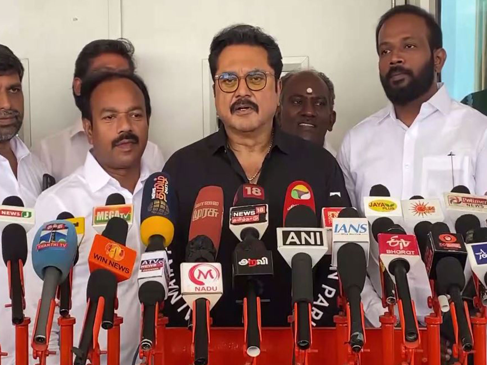 BJP leader and actor R Sarathkumar (Photo/ANI)