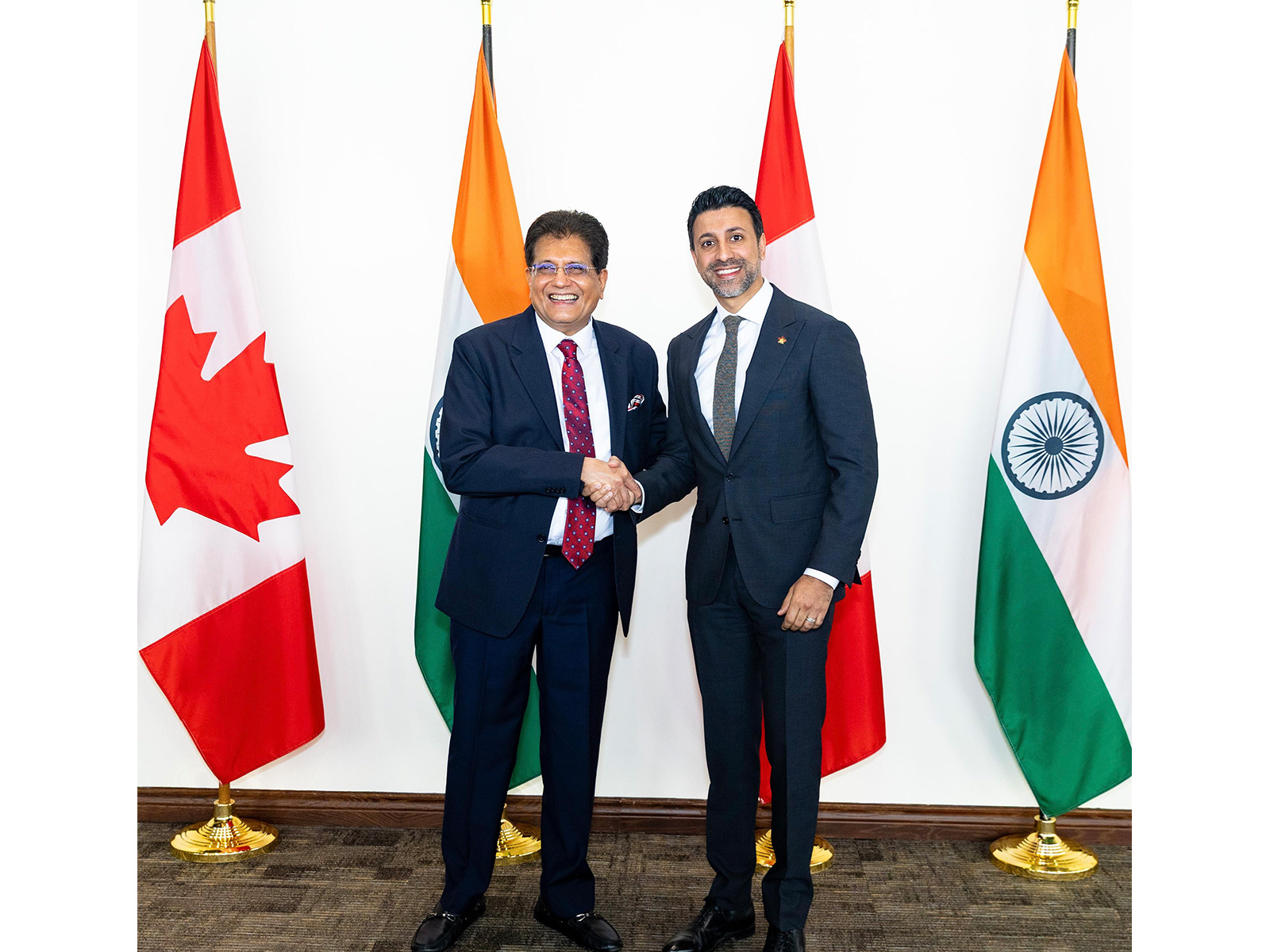 Union Minister Piyush Goyal with Canada’s Minister of International Trade, Maninder Sidhu (Photo/X@PiyuhGoyal)