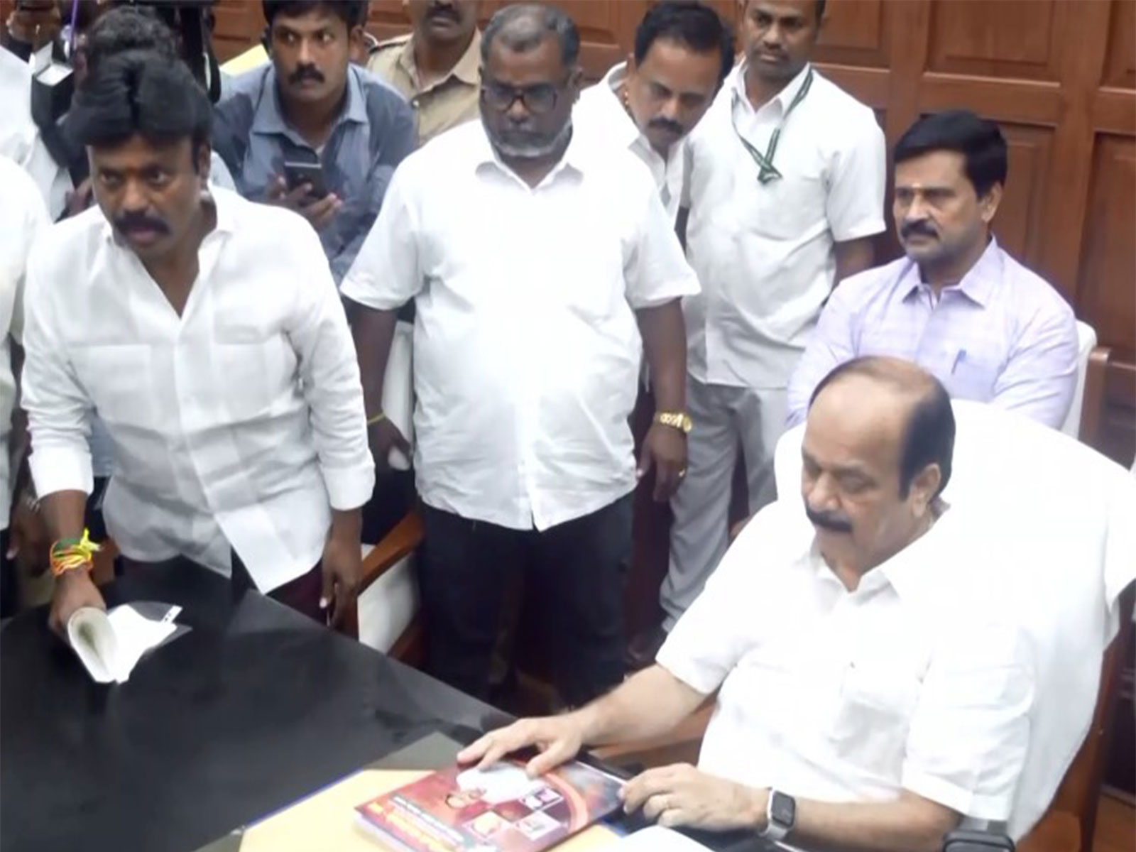 AIADMK MLA E Subaya meets Tamil Nadu speaker JCD Prabhakar (Photo/ANI)