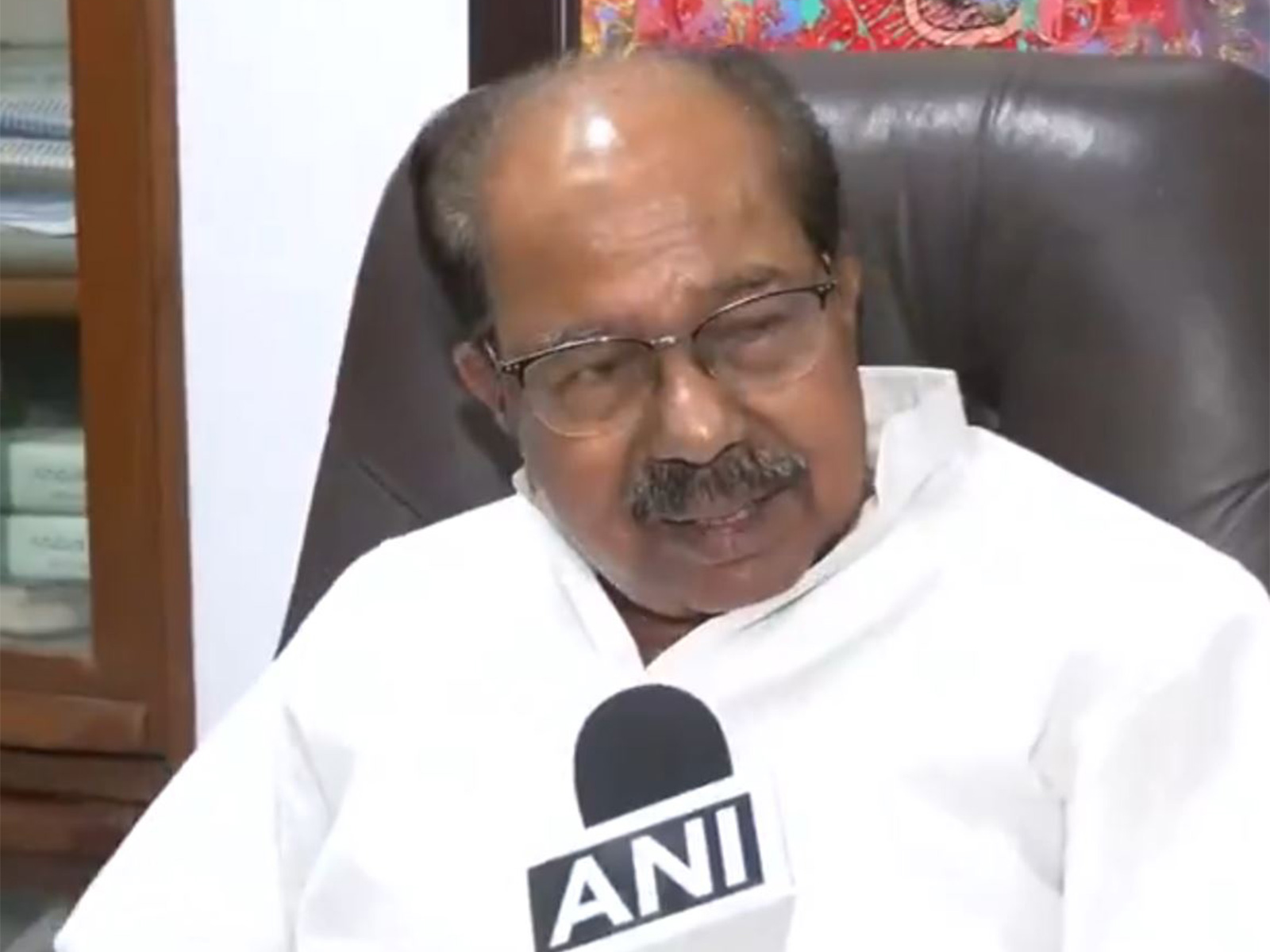 Congress leader M Veerappa Moily (Photo/ANI)