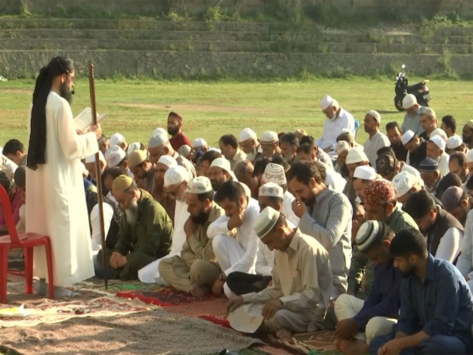 Eid prayers in Srinagar in Jammu and Kashmir (Photo/ANI)