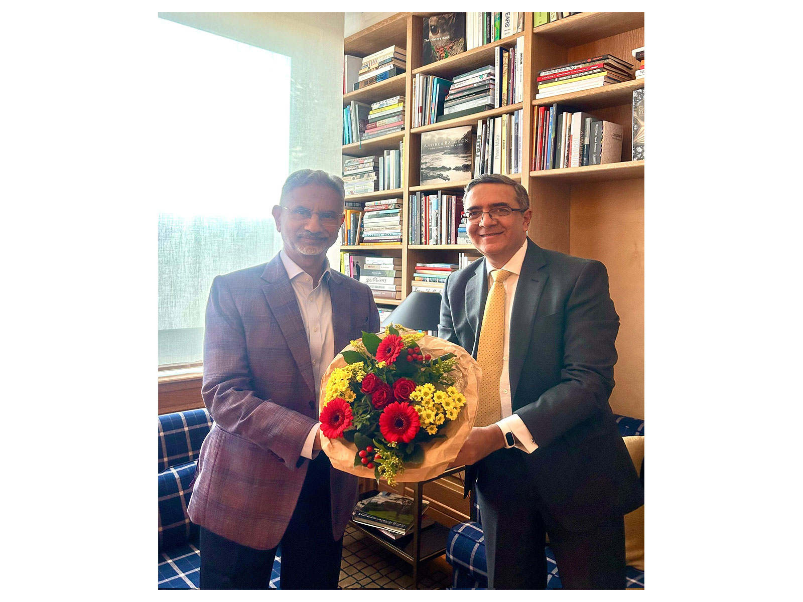 External Affairs Minister S Jaishankar and Indian Ambassador to Germany, Ajit Gupte (Photo: X@eoiberlin)