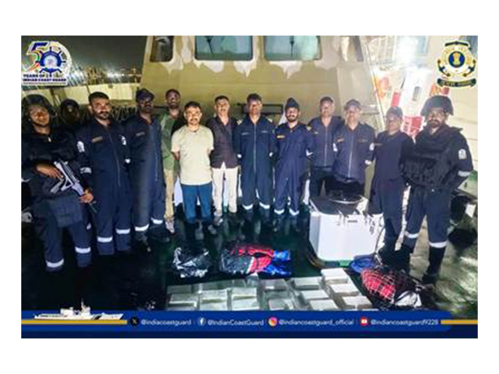Indian Coast Guard conducts Anti-Smuggling operation at Gujarat (Photo/PIB)