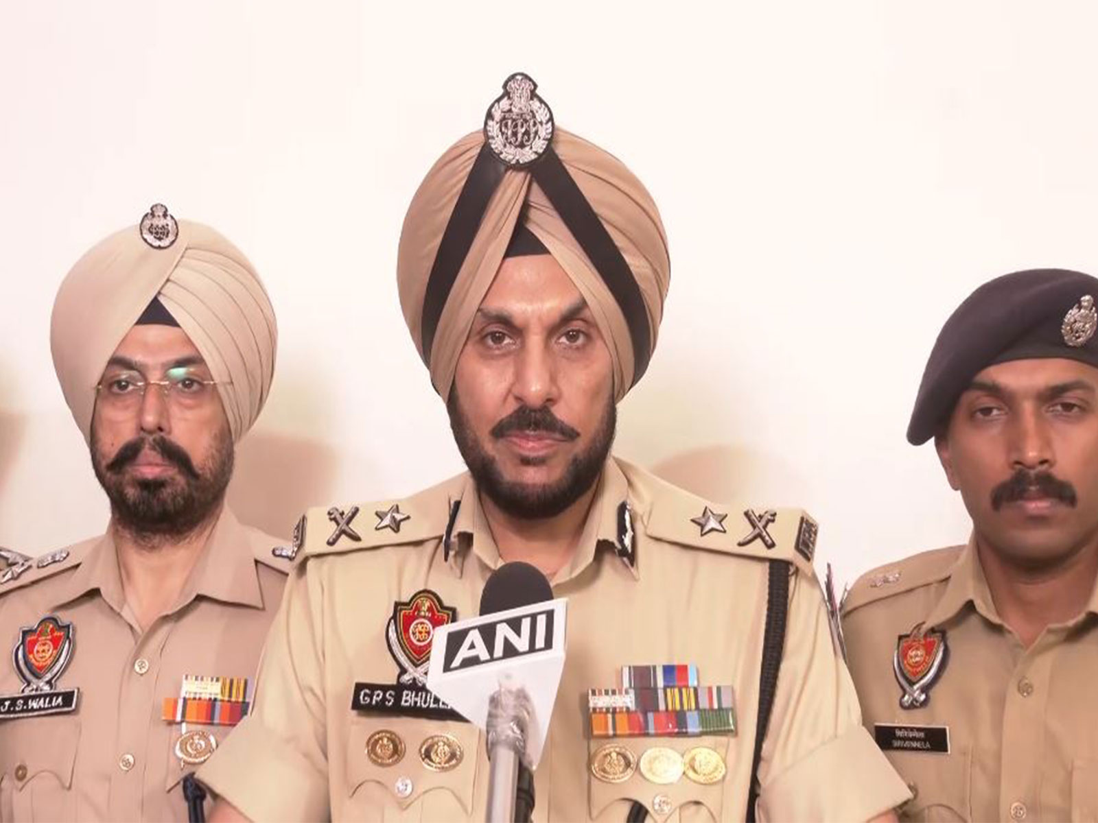 Amritsar Police bust cross-border arms smuggling module; 5 arrested, 8&hellip;