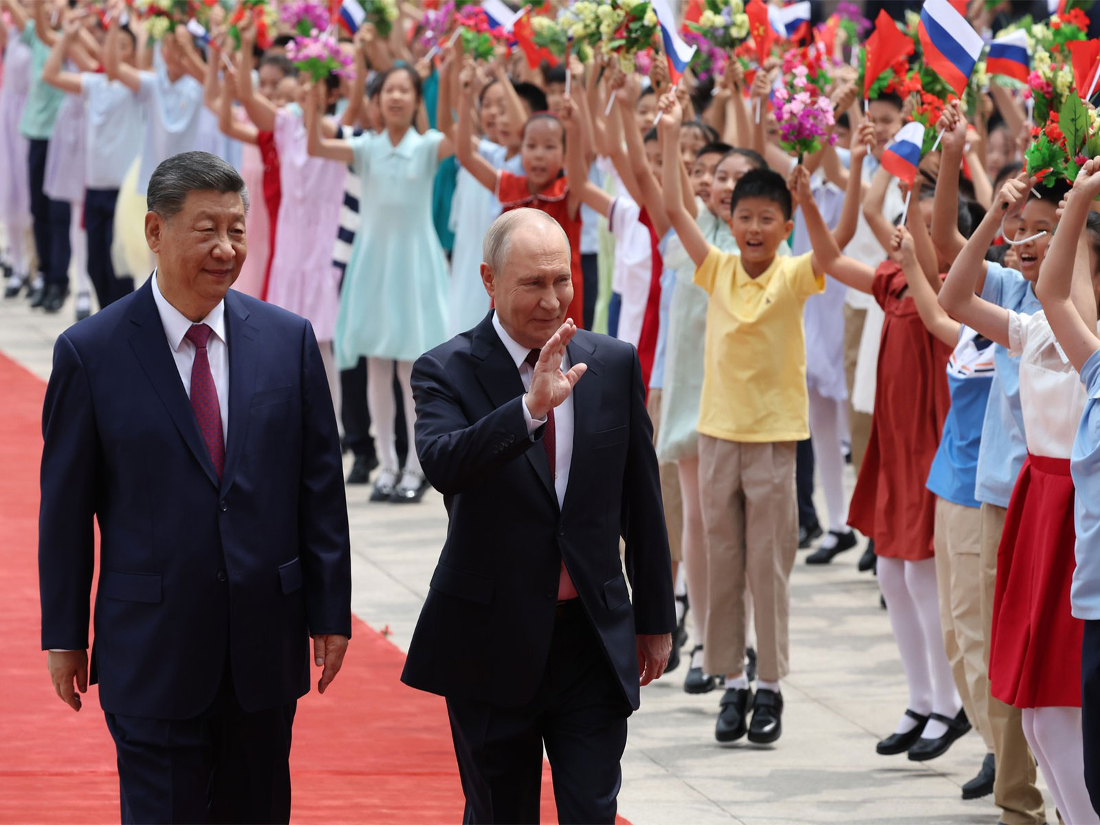 Chinese President Xi Jinping with Russian President Vladimir Putin (Photo/X@mfa_russia)