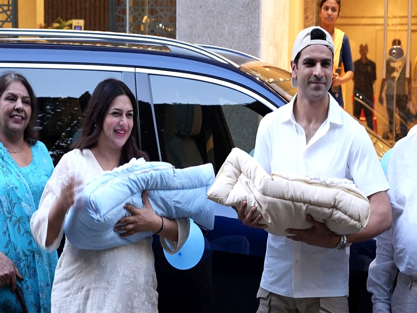 TV couple Divyanka Tripathi and Vivek Dahiya (Image source: ANI) TV couple Divyanka Tripathi and Vivek Dahiya (Image source: ANI)