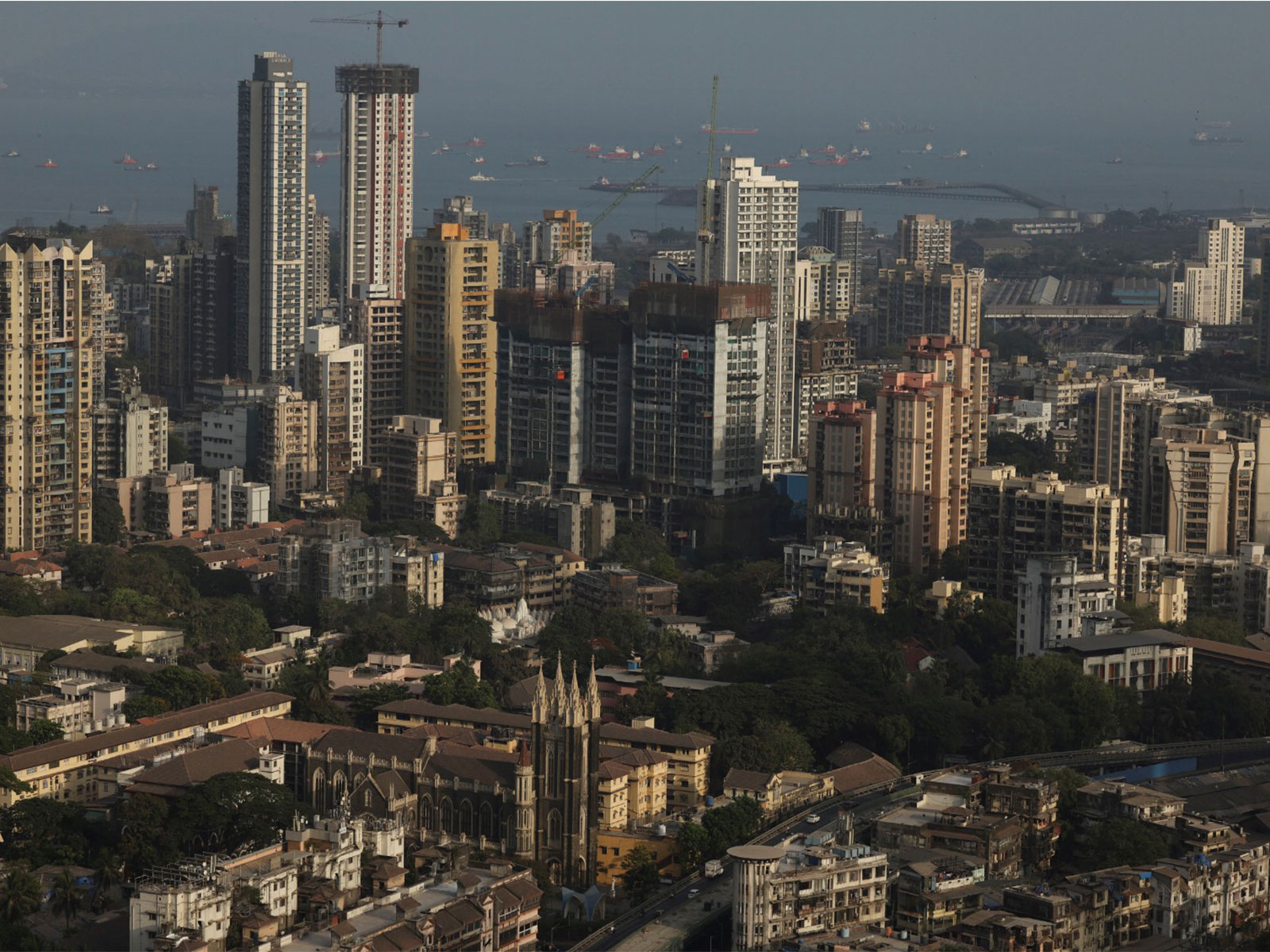 A general view of the skyline in Mumbai, India (Photo/Reuters) A general view of the skyline in Mumbai, India (Photo/Reuters)