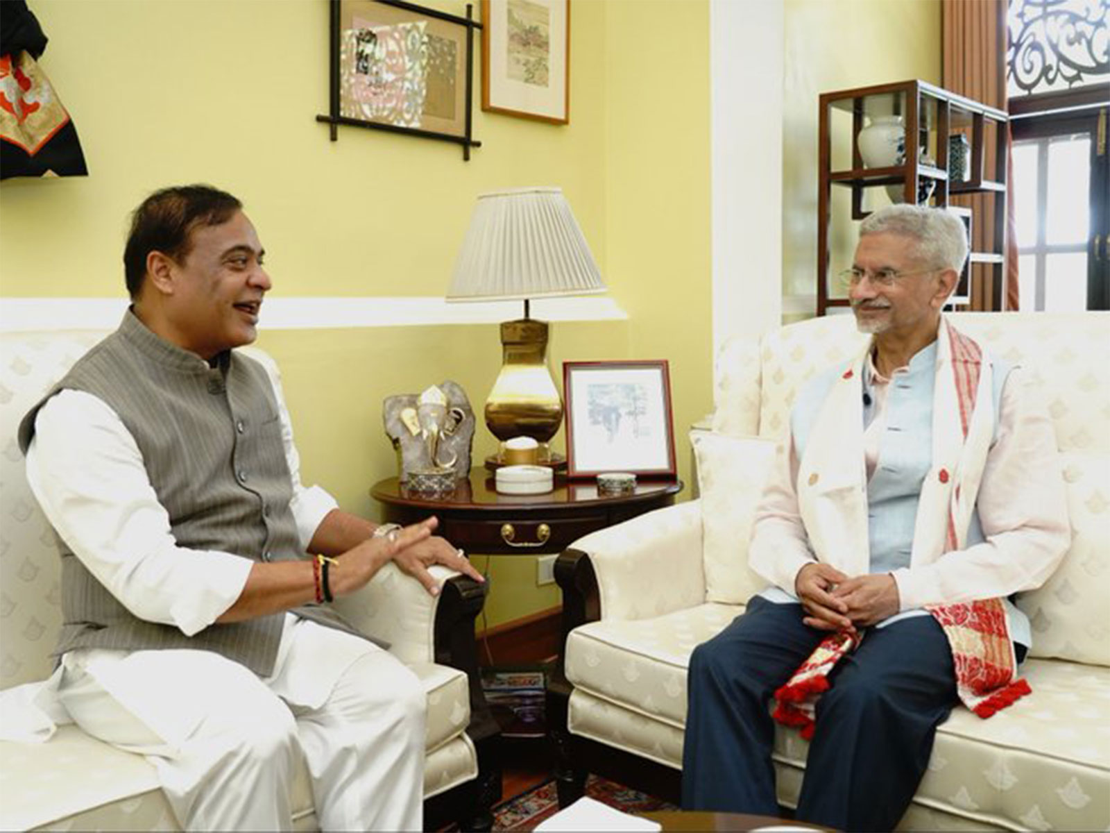 EAM S Jaishankar and Assam CM Himanta Biswa Sarma (Photo/X/ @DrSJaishankar) EAM S Jaishankar and Assam CM Himanta Biswa Sarma (Photo/X/ @DrSJaishankar)
