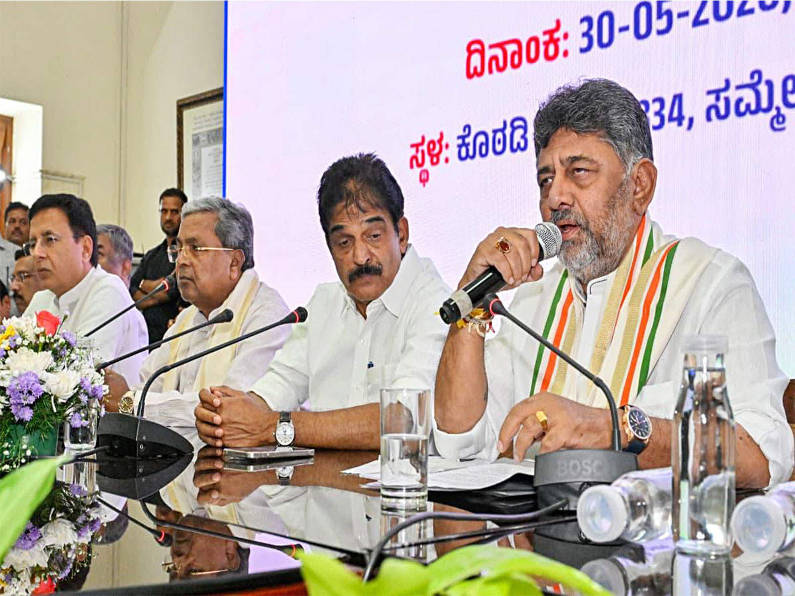 Karnataka CM-designate DK Shivakumar with Congress General Secretary KC Venugopal and outgoing CM Siddaramiah (File photo/ANI)