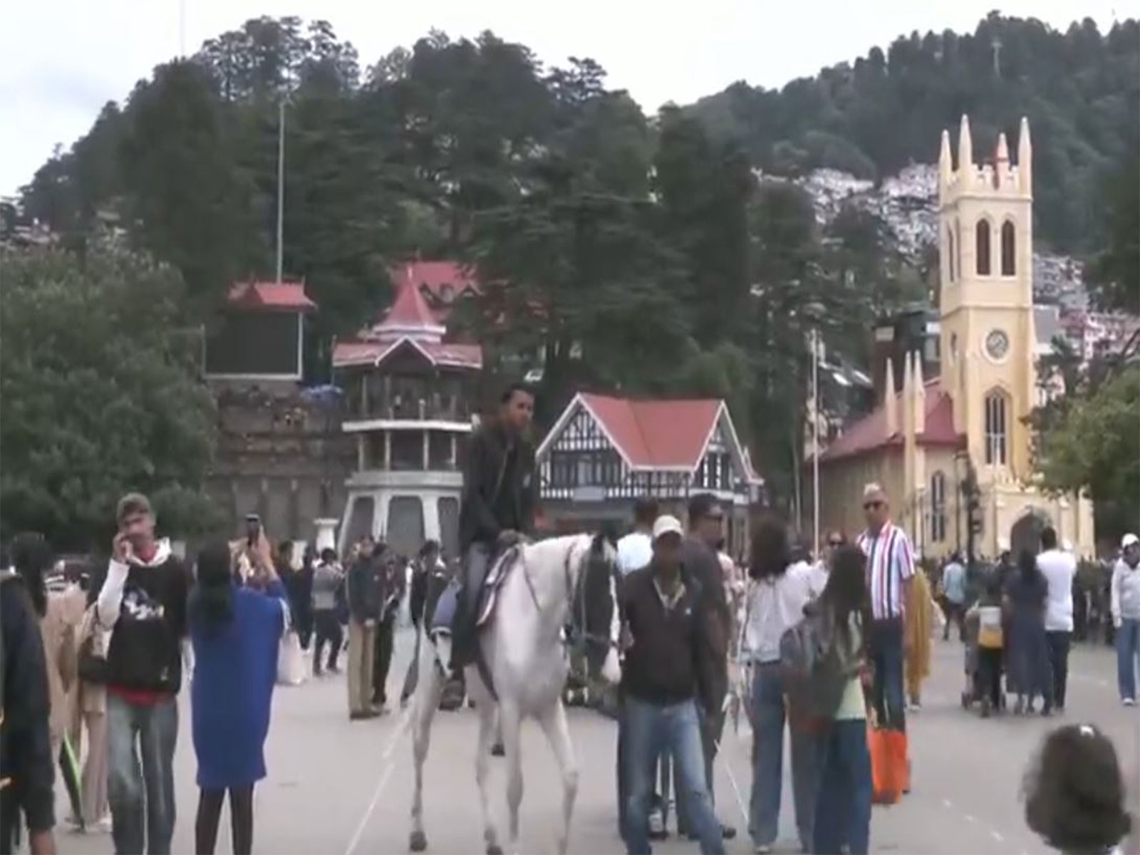 Pre-monsoon showers trigger massive tourist rush in Himachal Pradesh's Shimla (Photo/ANI)