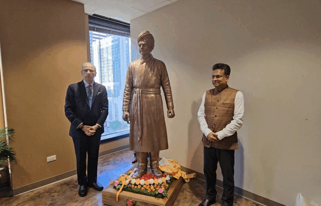 US Indian Community Foundation Donates Swami Vivekananda&hellip;