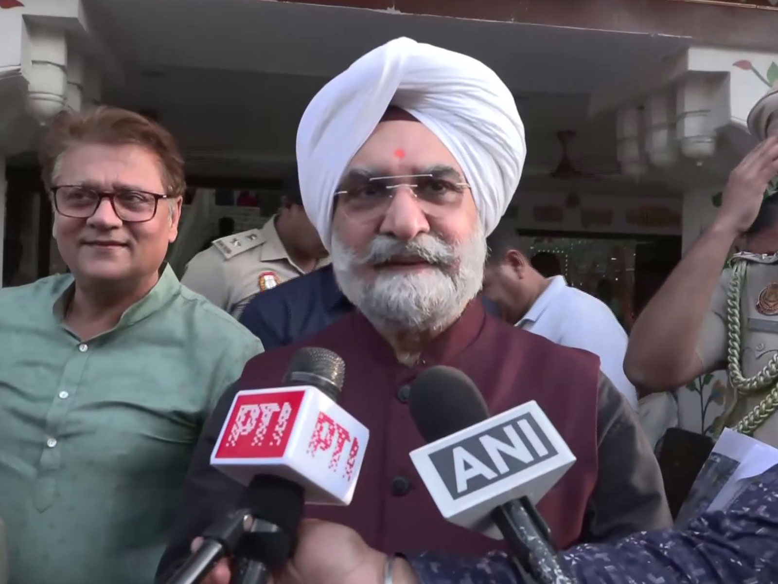 Delhi Lieutenant Governor Taranjit Singh Sandhu (File Photo/ANI) Delhi Lieutenant Governor Taranjit Singh Sandhu (File Photo/ANI)