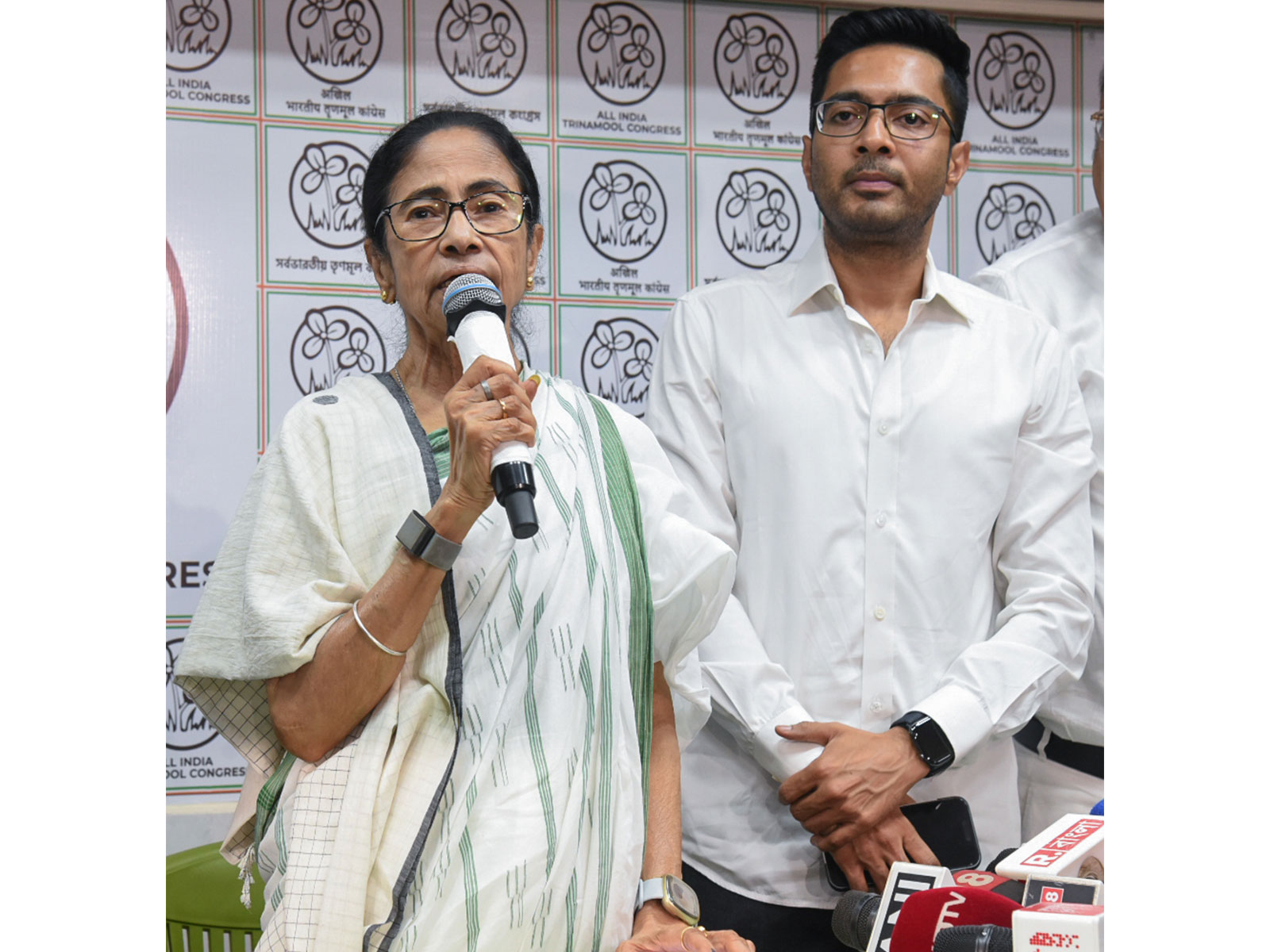 TMC chief Mamata Banerjee and National General Secretary Abhishek Banerjee (File Photo/ANI)
