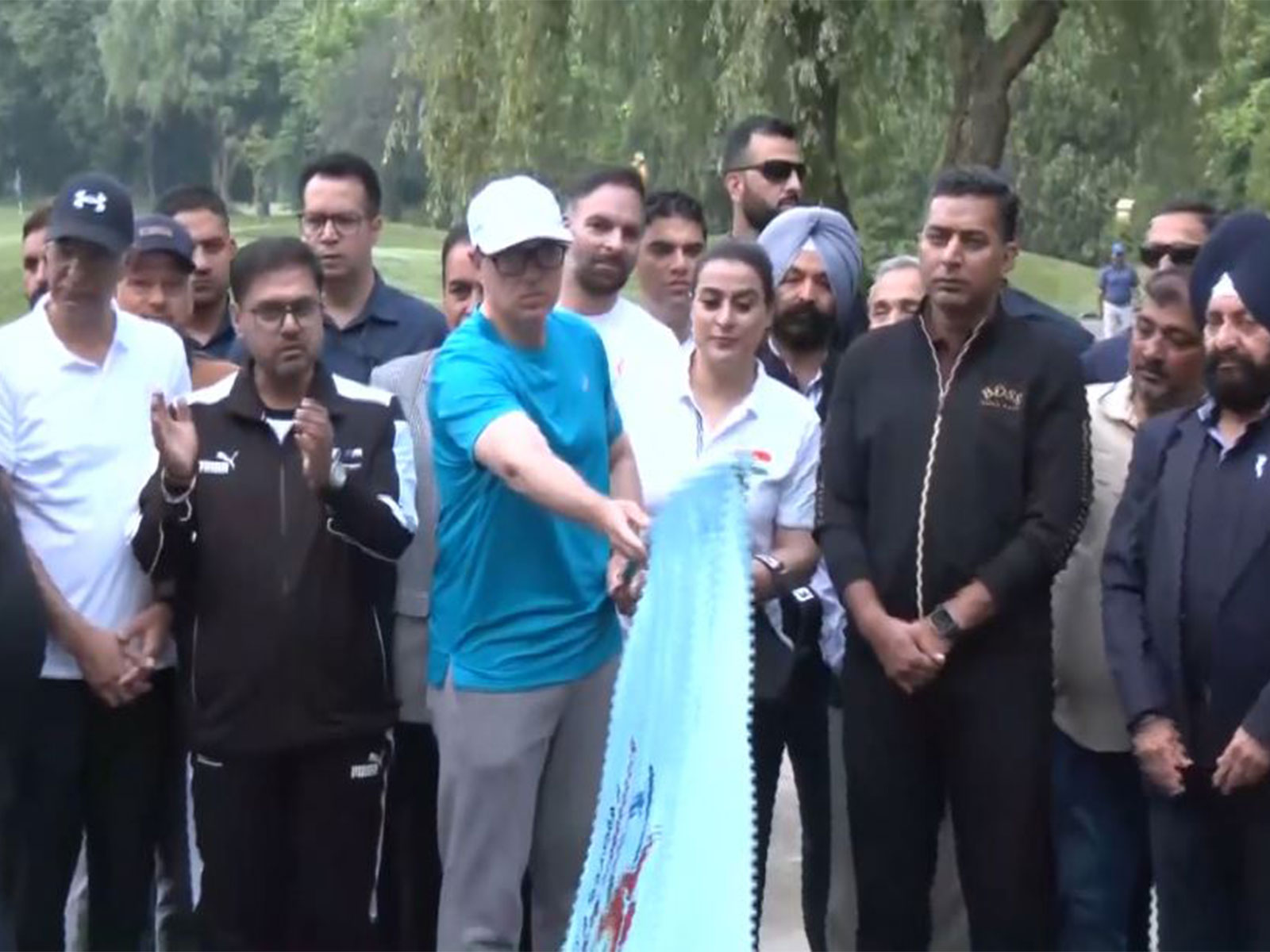 J-K CM Omar Abdullah flags off grand Cyclothon 2026 in Srinagar on World Bicycle Day (Photo/ANI)