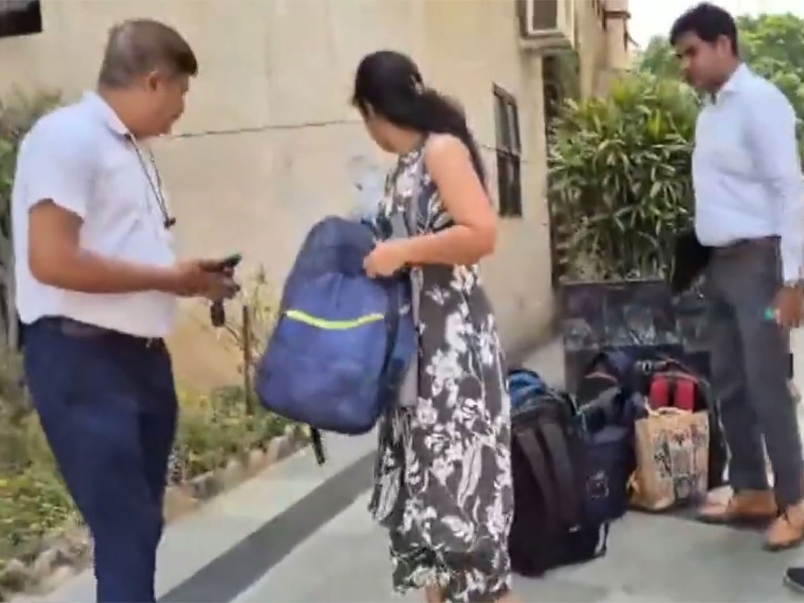 Securtiy check at Municipal Corporation office in Gurugram (Photo/ANI)
