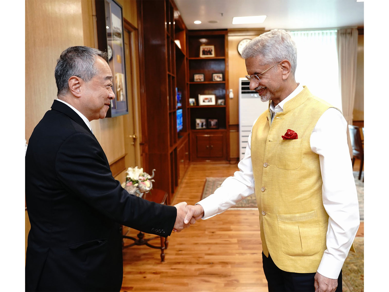 External Affairs Minister S. Jaishankar meets Shingo Ueno, CEO Sumitomo Corporation (X/
