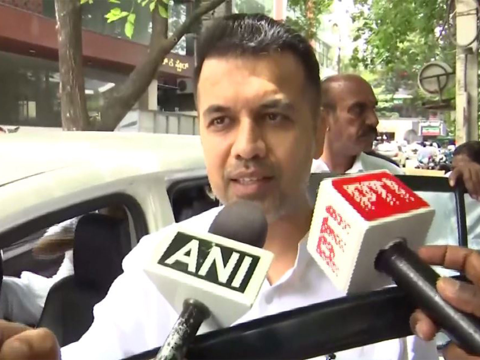 AICC co-incharge of Karnataka Abhishek Dutt (Photo/ANI) AICC co-incharge of Karnataka Abhishek Dutt (Photo/ANI)