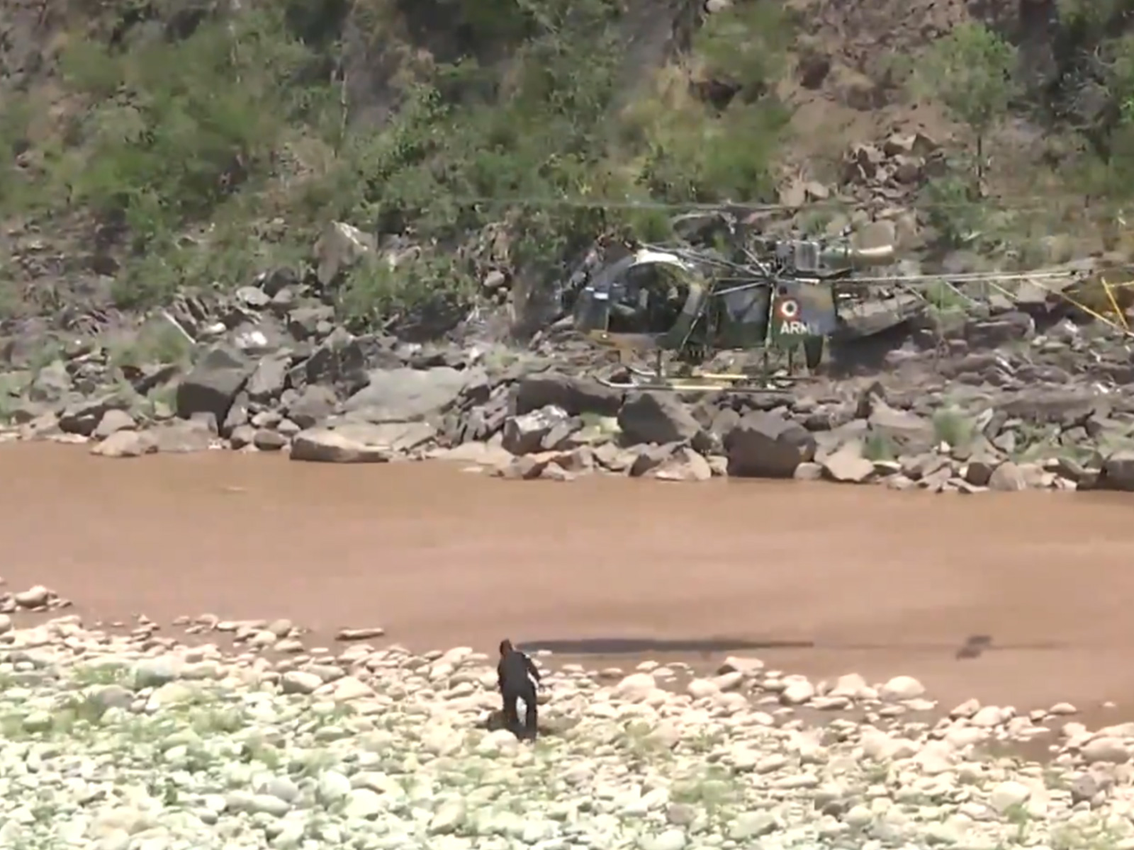 Indian Army organises humanitarian assistance, disaster relief exercise in Rajouri (Photo/ANI) Indian Army organises humanitarian assistance, disaster relief exercise in Rajouri (Photo/ANI)